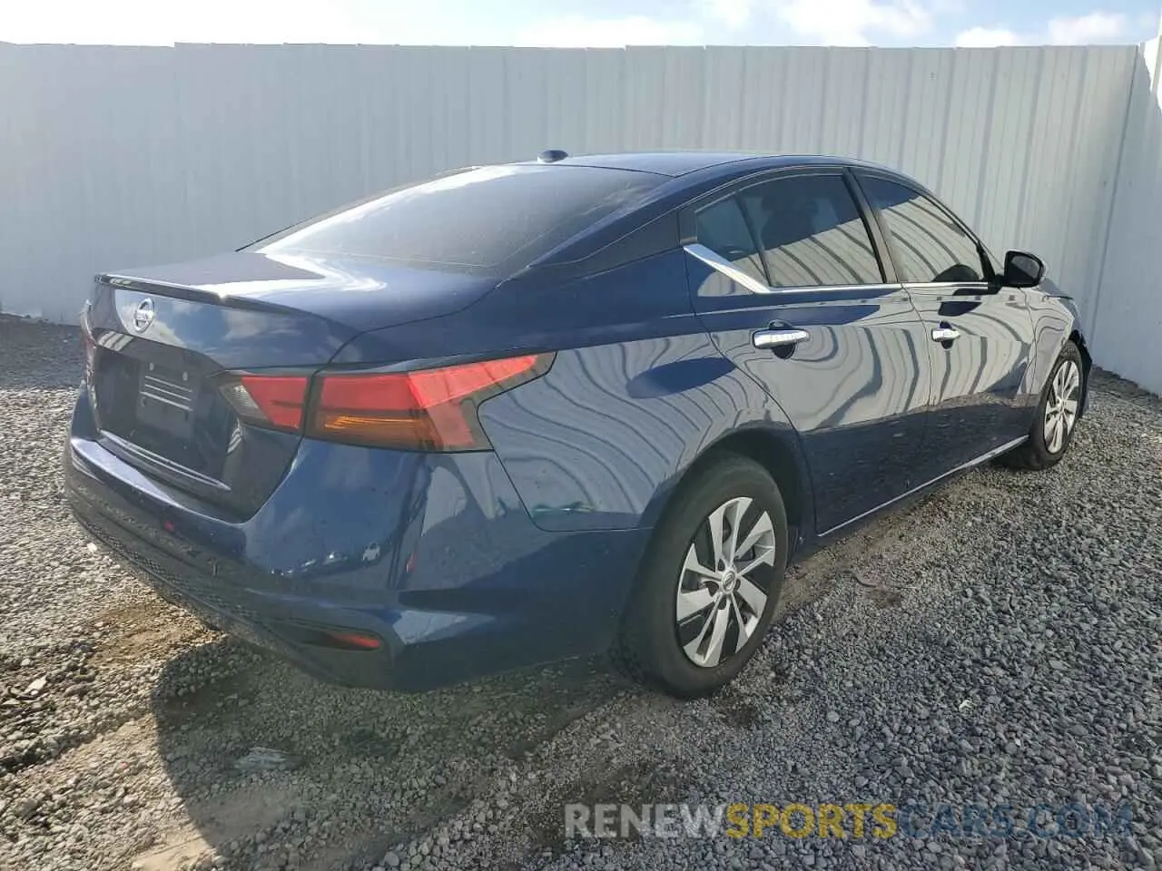 3 Photograph of a damaged car 1N4BL4BV5KC240992 NISSAN ALTIMA 2019