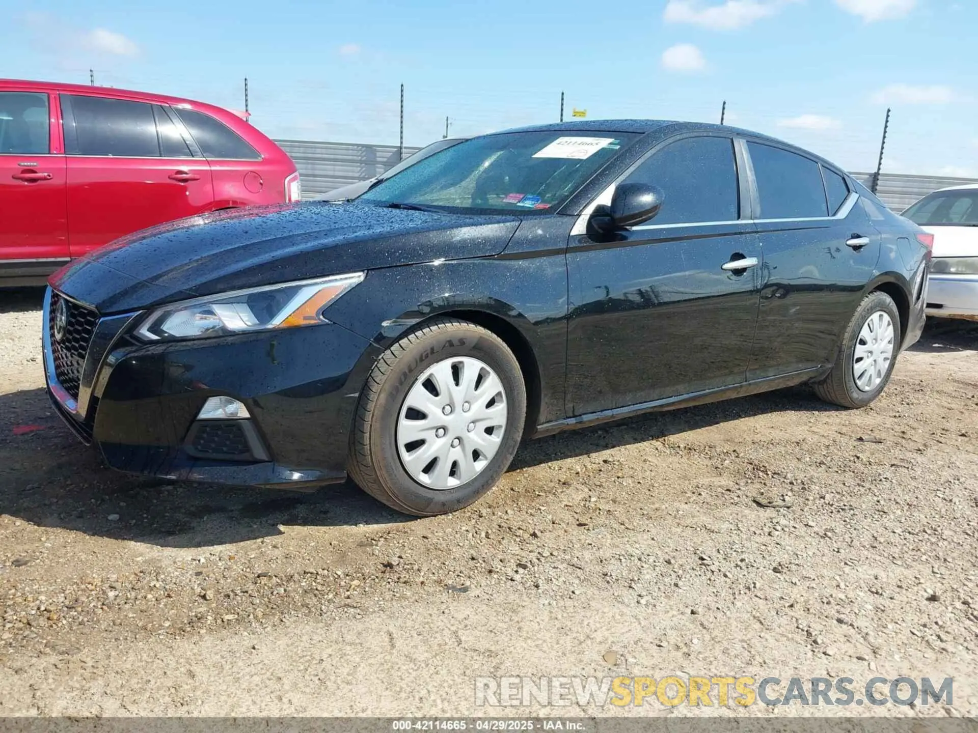 2 Photograph of a damaged car 1N4BL4BV5KC243911 NISSAN ALTIMA 2019
