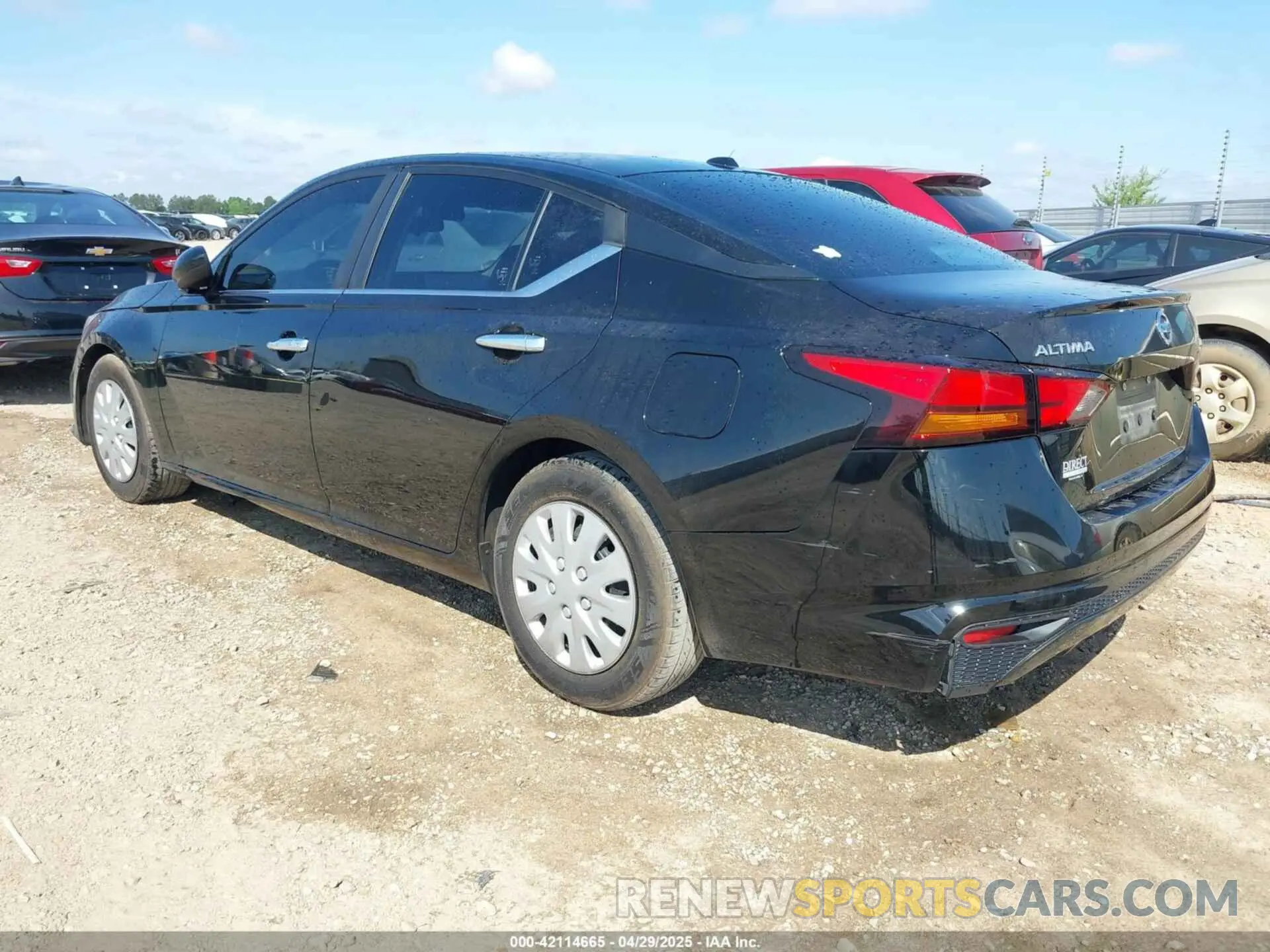 3 Photograph of a damaged car 1N4BL4BV5KC243911 NISSAN ALTIMA 2019