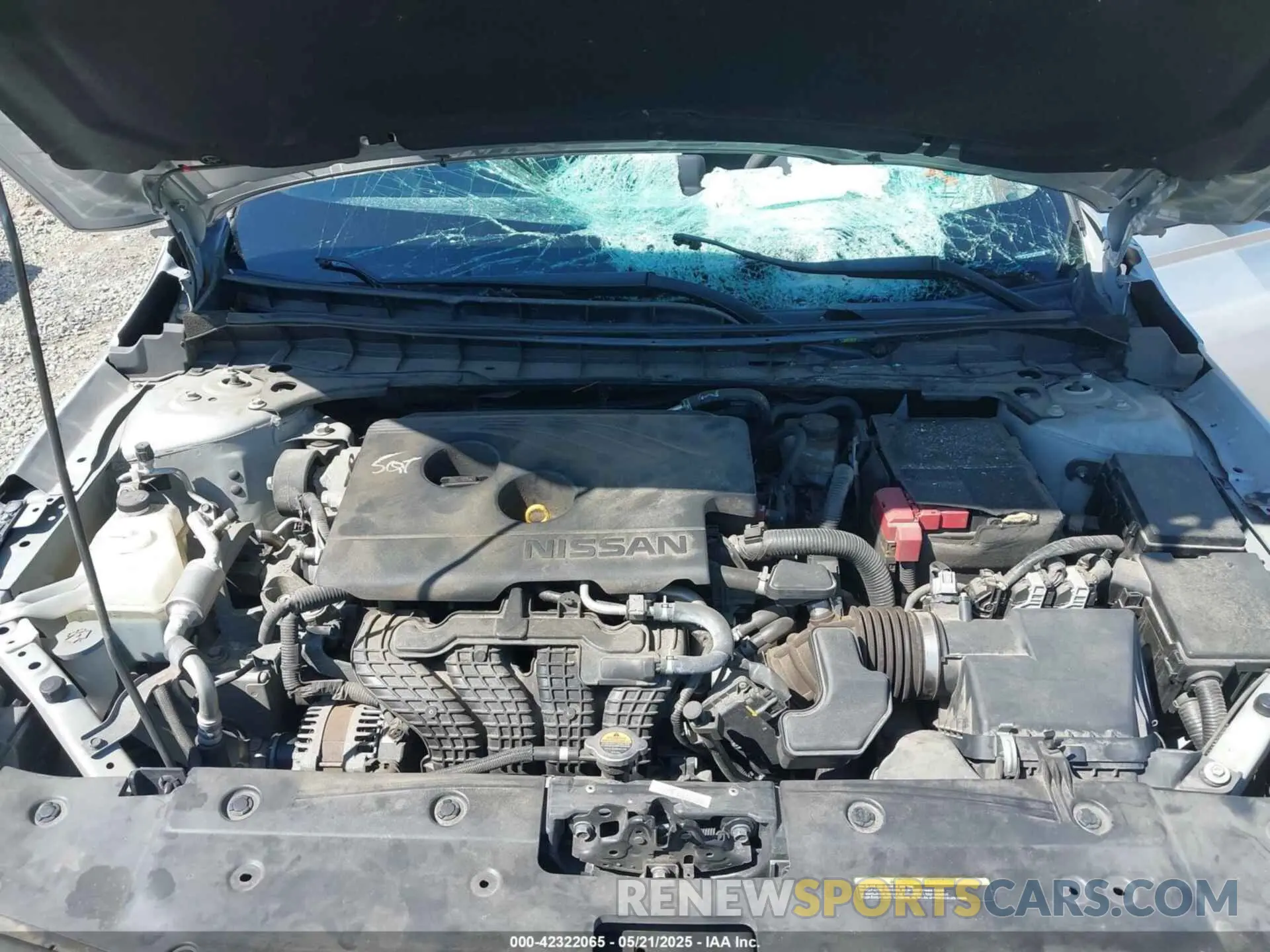 10 Photograph of a damaged car 1N4BL4BV5KC246114 NISSAN ALTIMA 2019