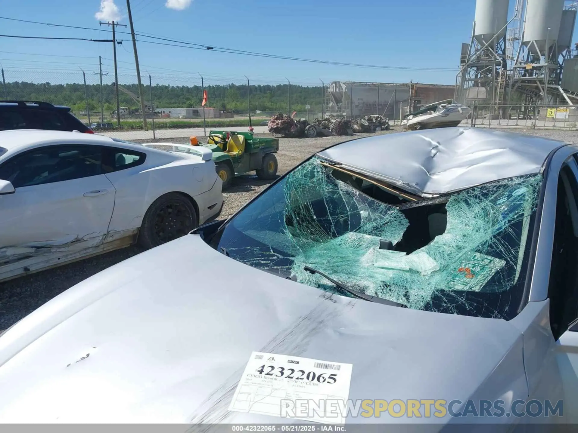 6 Photograph of a damaged car 1N4BL4BV5KC246114 NISSAN ALTIMA 2019