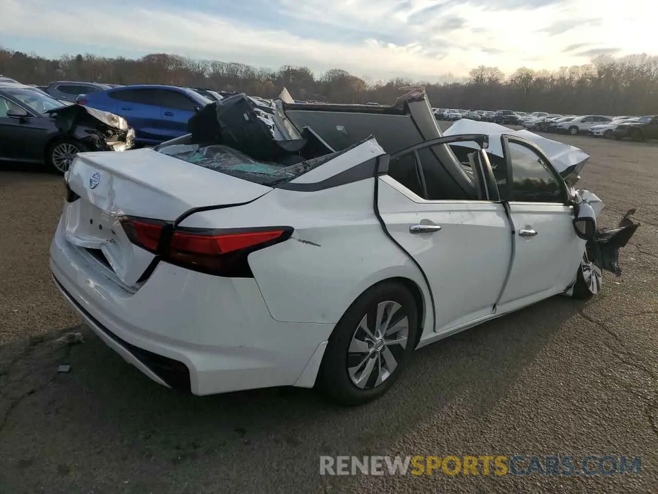 3 Photograph of a damaged car 1N4BL4BV5KC250227 NISSAN ALTIMA 2019