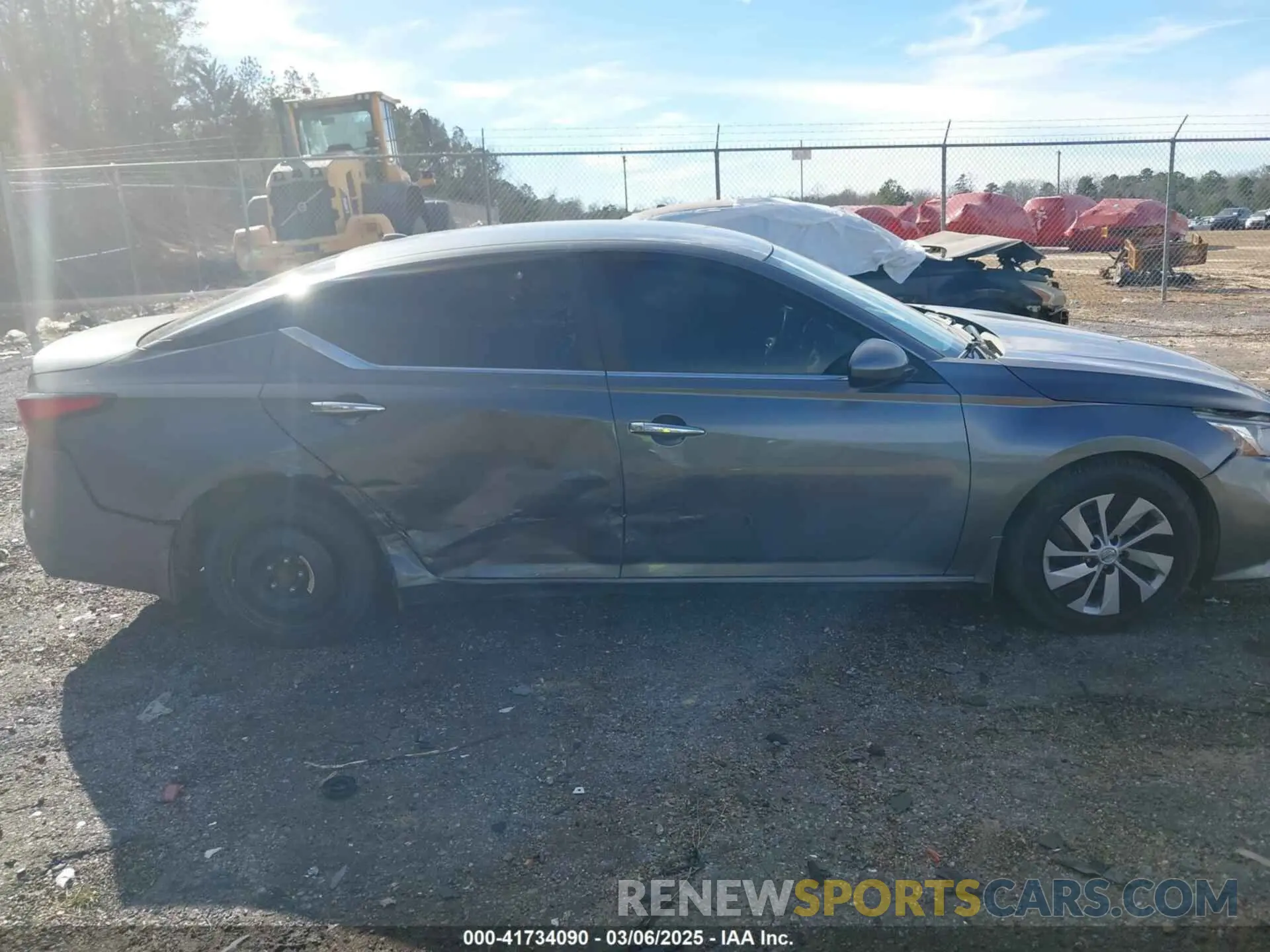 13 Photograph of a damaged car 1N4BL4BV5KN307384 NISSAN ALTIMA 2019