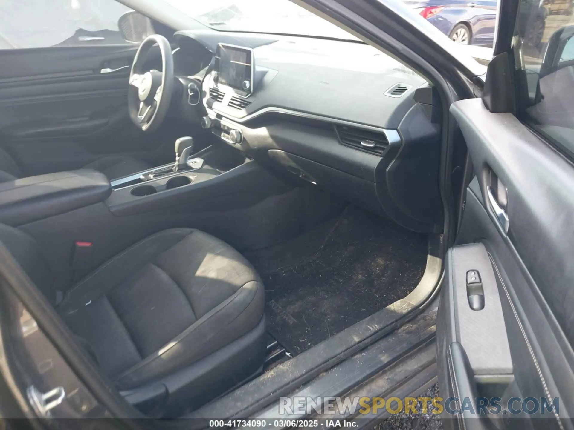 5 Photograph of a damaged car 1N4BL4BV5KN307384 NISSAN ALTIMA 2019