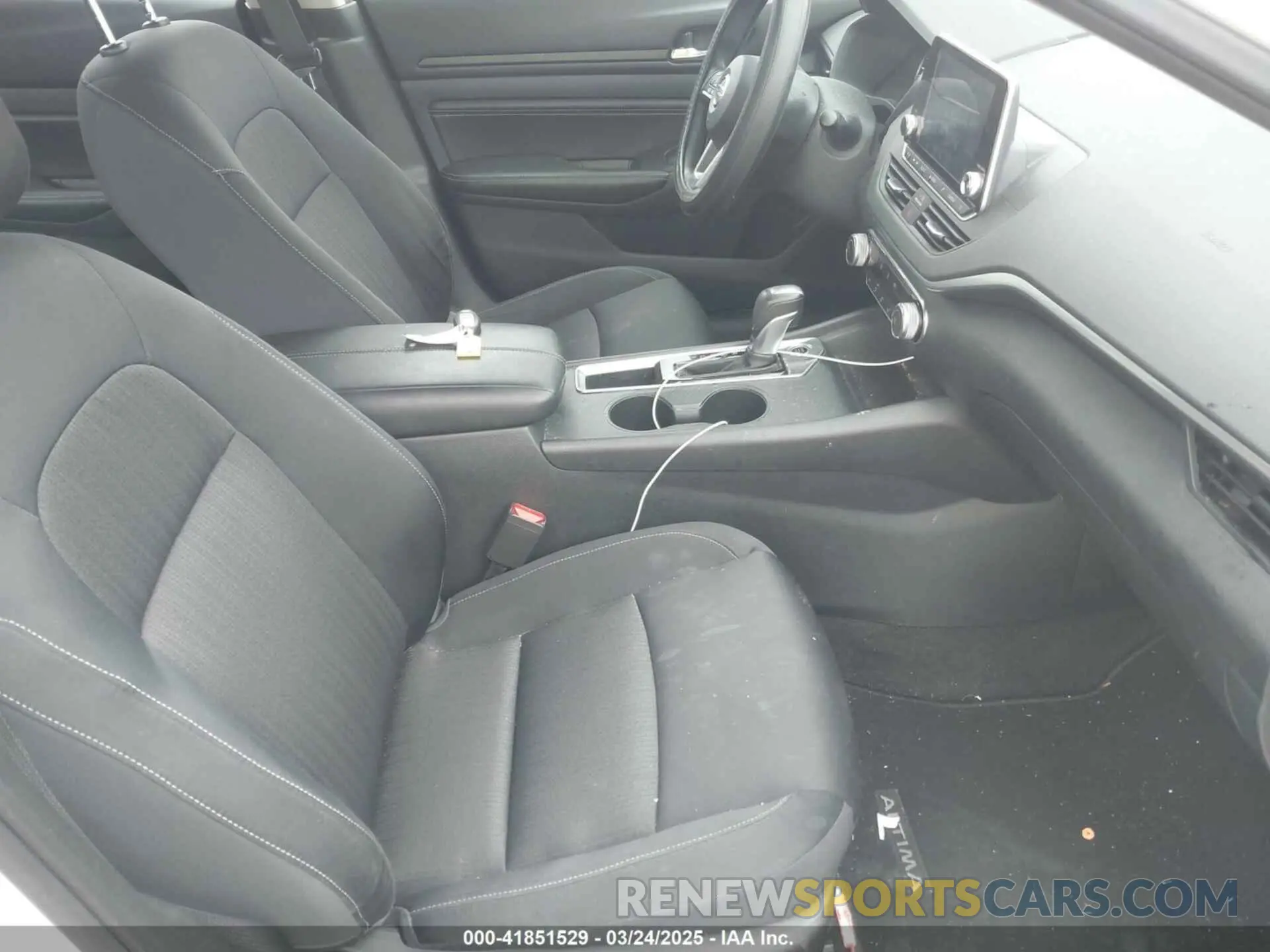 5 Photograph of a damaged car 1N4BL4BV5KN308941 NISSAN ALTIMA 2019
