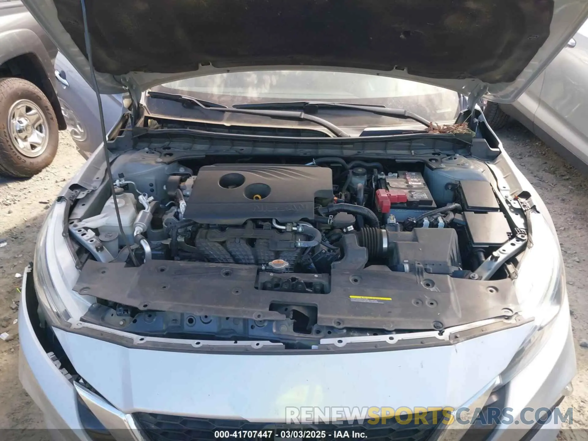 10 Photograph of a damaged car 1N4BL4BV5KN314058 NISSAN ALTIMA 2019
