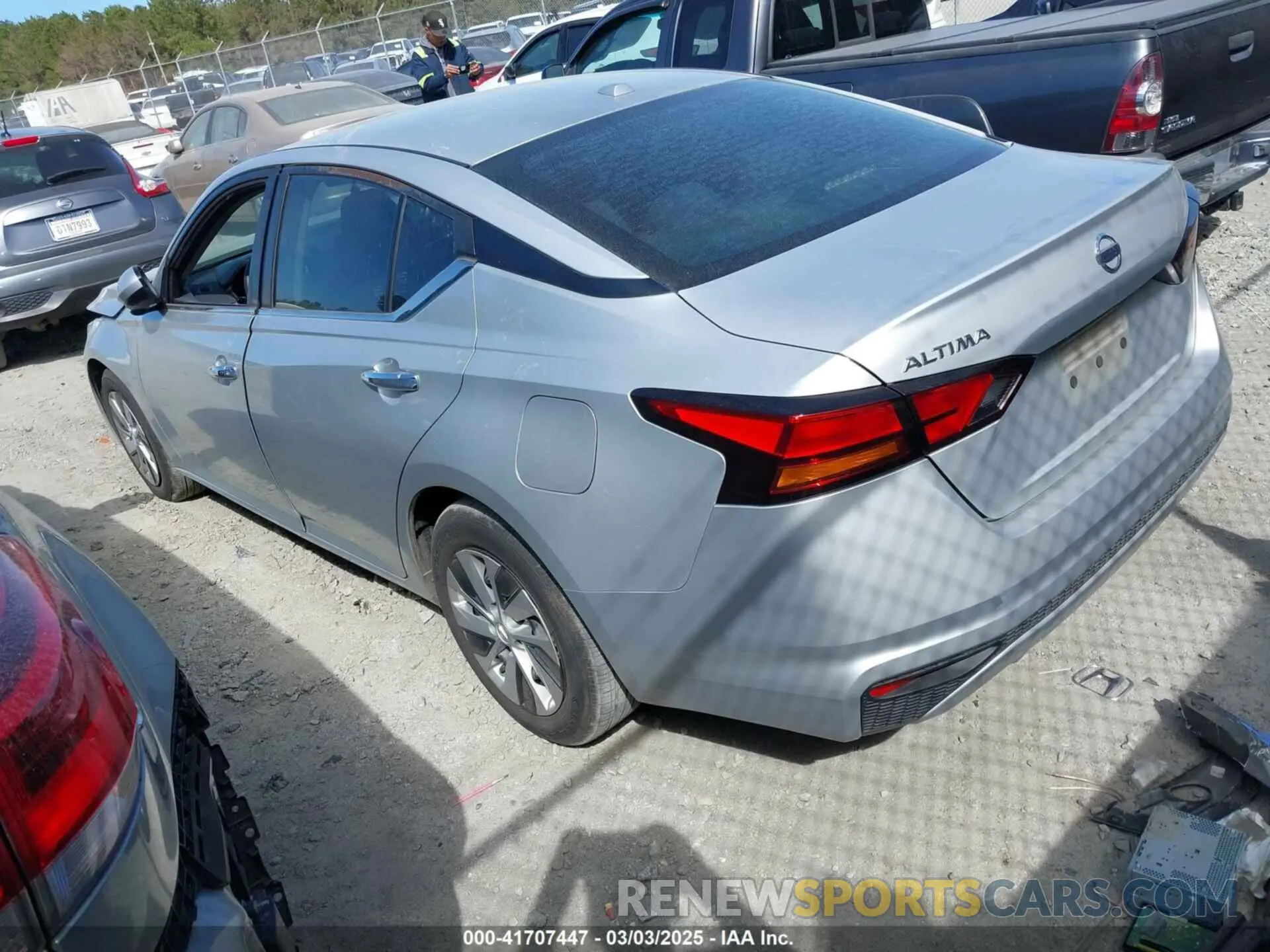 3 Photograph of a damaged car 1N4BL4BV5KN314058 NISSAN ALTIMA 2019