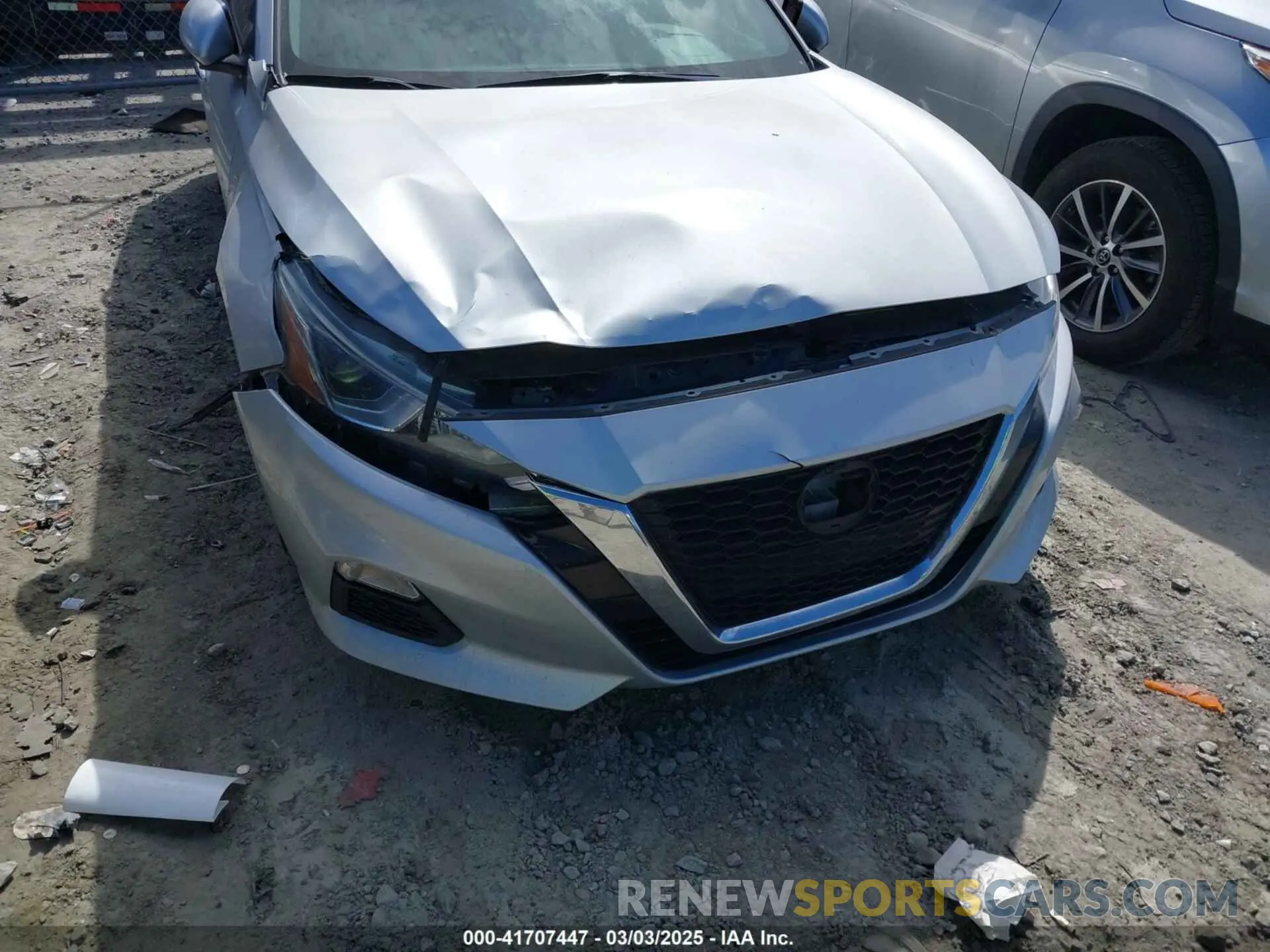 6 Photograph of a damaged car 1N4BL4BV5KN314058 NISSAN ALTIMA 2019