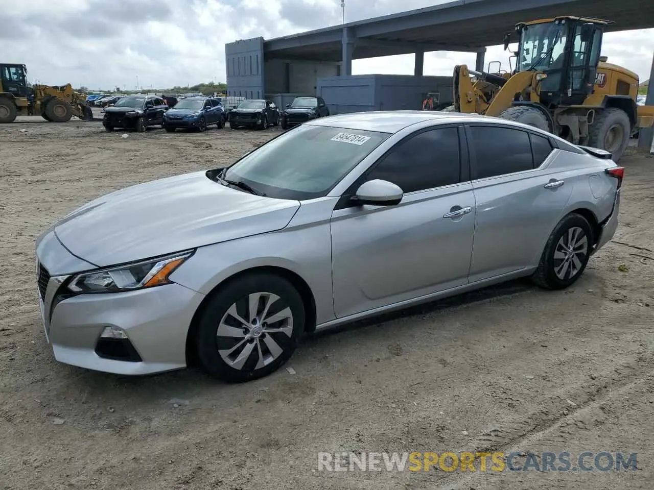 1 Photograph of a damaged car 1N4BL4BV6KC161167 NISSAN ALTIMA 2019