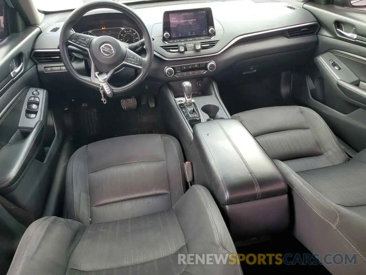 8 Photograph of a damaged car 1N4BL4BV6KC161167 NISSAN ALTIMA 2019