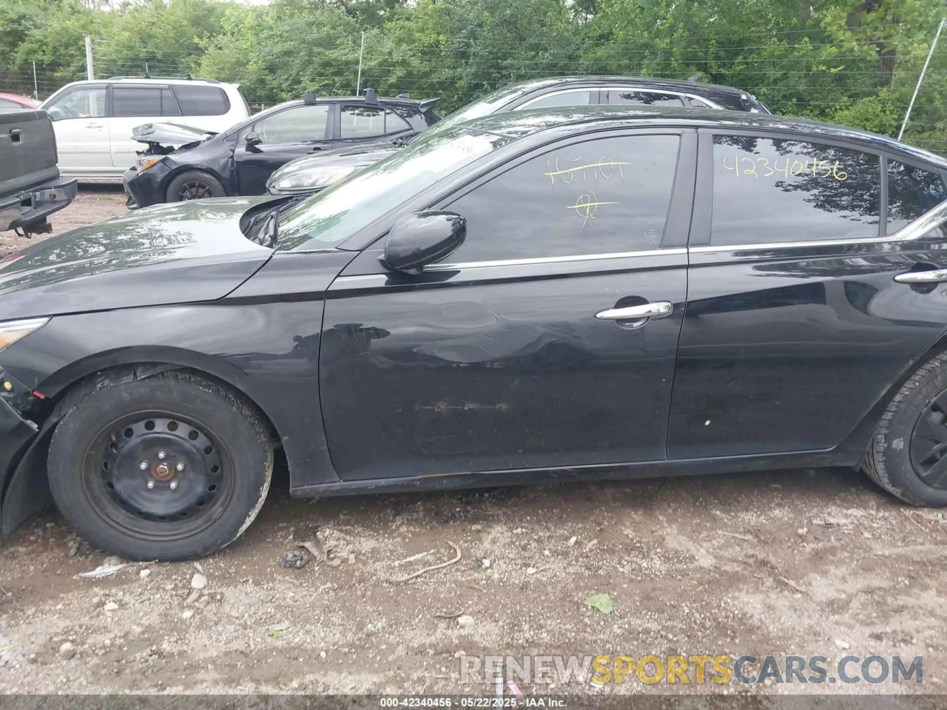 14 Photograph of a damaged car 1N4BL4BV6KC167101 NISSAN ALTIMA 2019