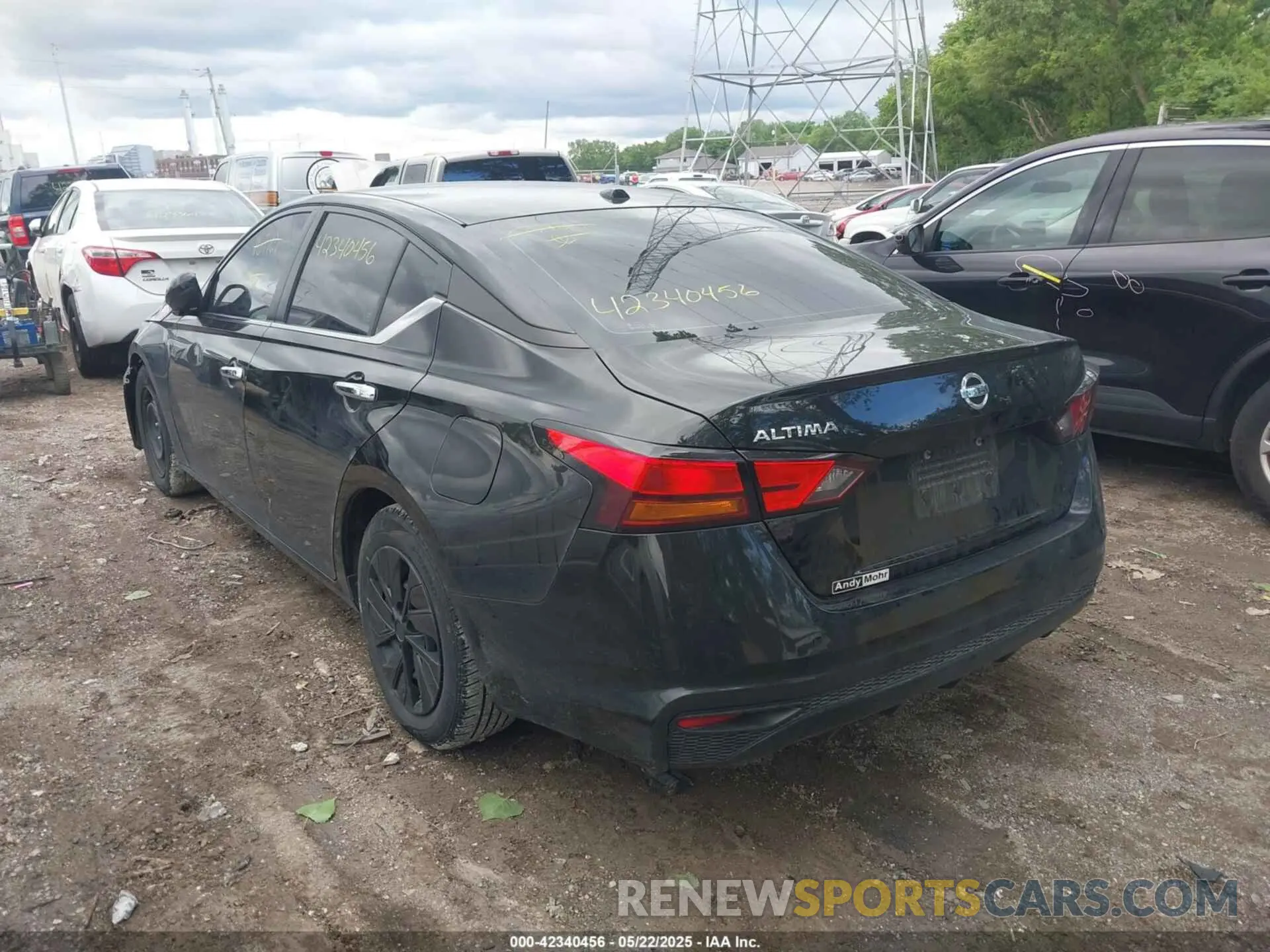 3 Photograph of a damaged car 1N4BL4BV6KC167101 NISSAN ALTIMA 2019