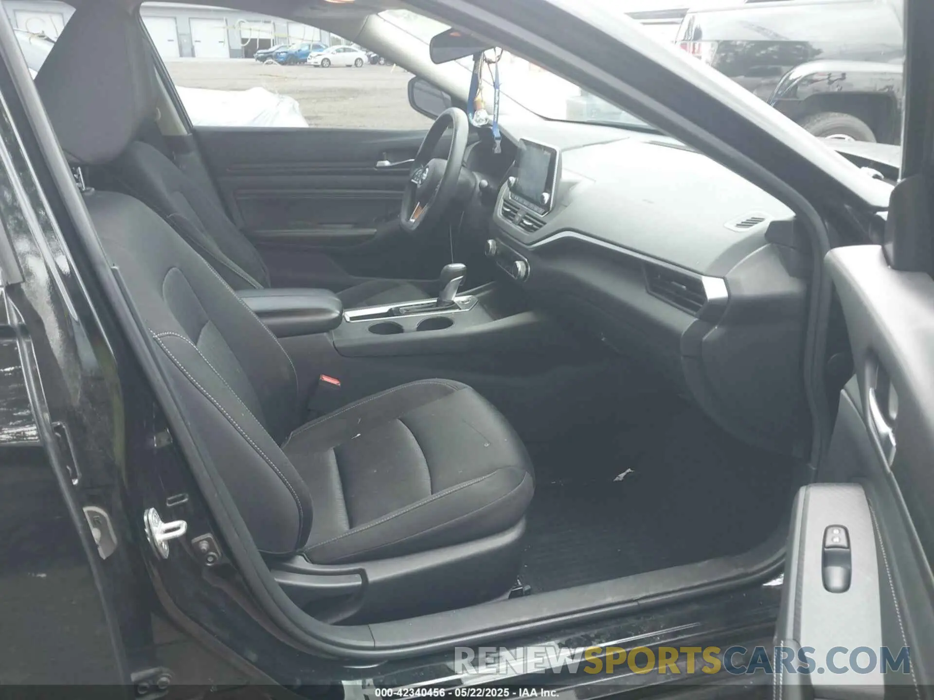 5 Photograph of a damaged car 1N4BL4BV6KC167101 NISSAN ALTIMA 2019