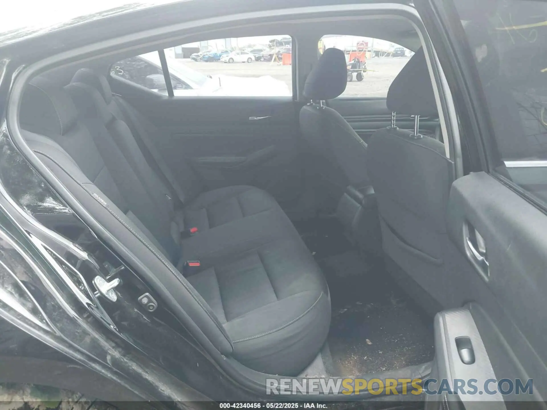 8 Photograph of a damaged car 1N4BL4BV6KC167101 NISSAN ALTIMA 2019