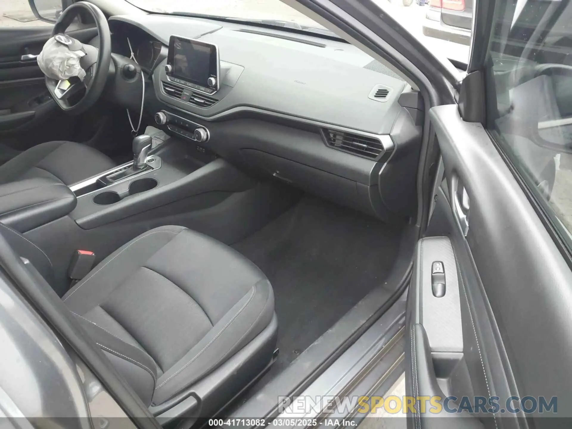 5 Photograph of a damaged car 1N4BL4BV6KC191267 NISSAN ALTIMA 2019