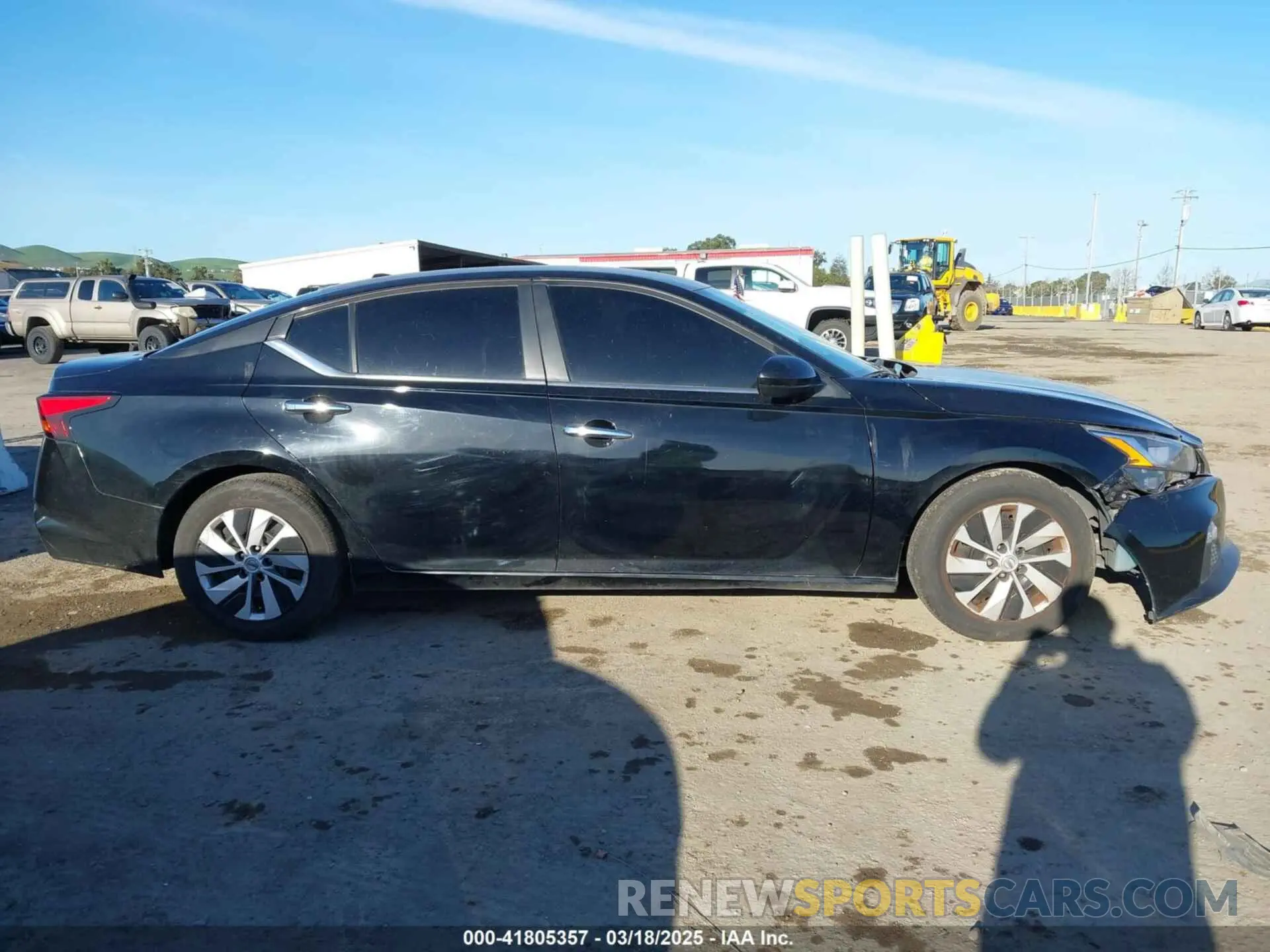 13 Photograph of a damaged car 1N4BL4BV6KC221898 NISSAN ALTIMA 2019