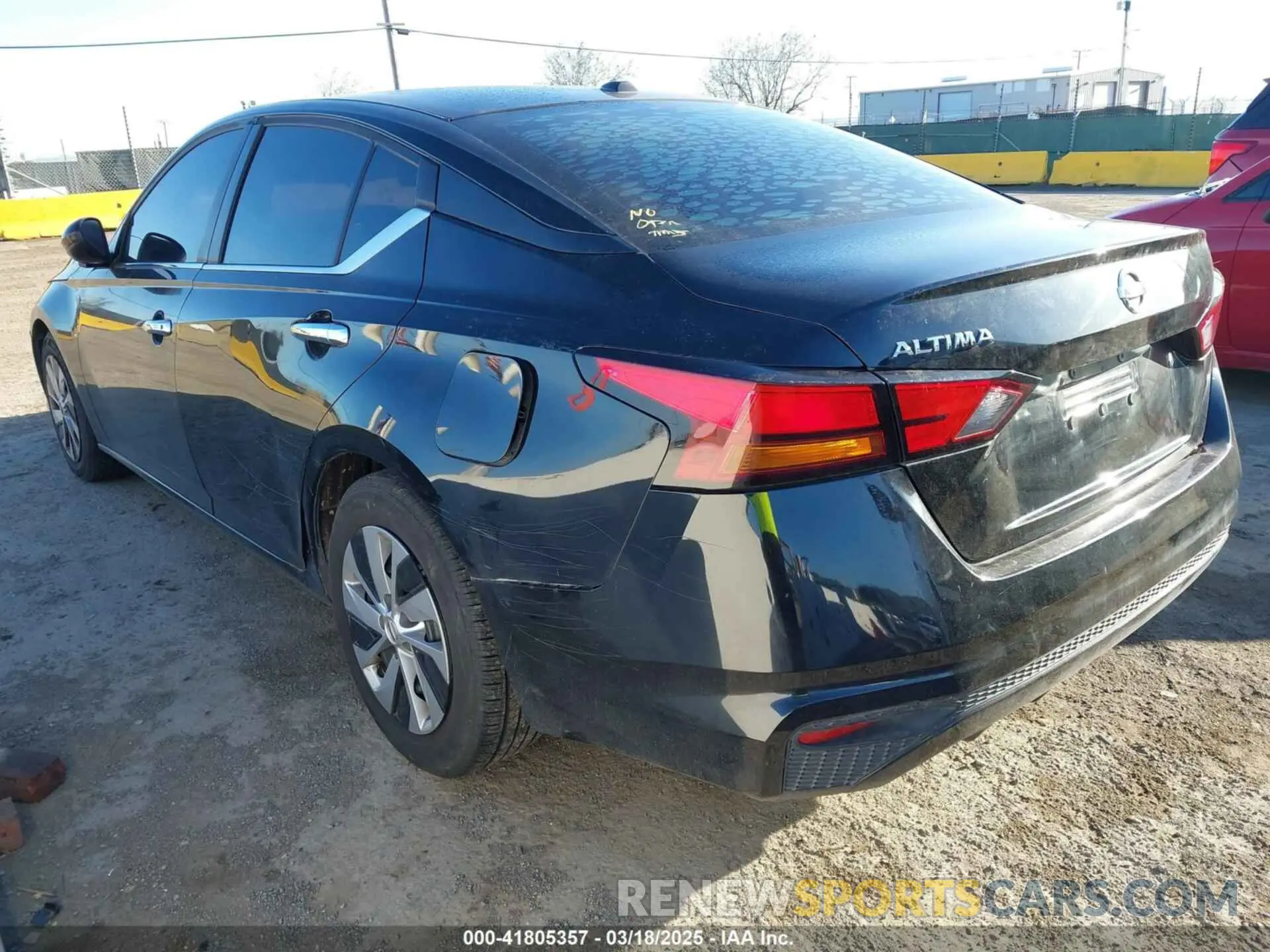 3 Photograph of a damaged car 1N4BL4BV6KC221898 NISSAN ALTIMA 2019