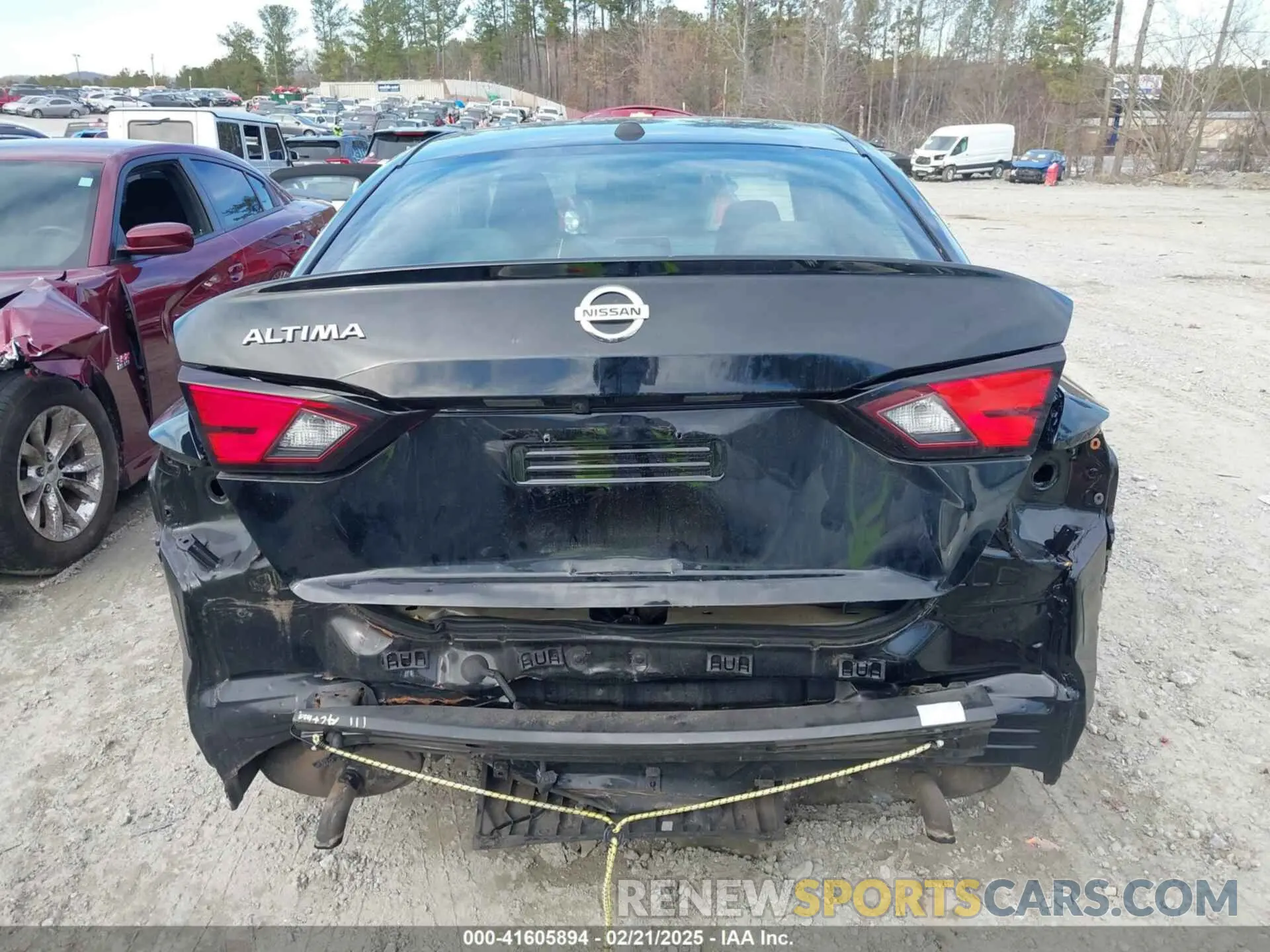 16 Photograph of a damaged car 1N4BL4BV6KC243299 NISSAN ALTIMA 2019