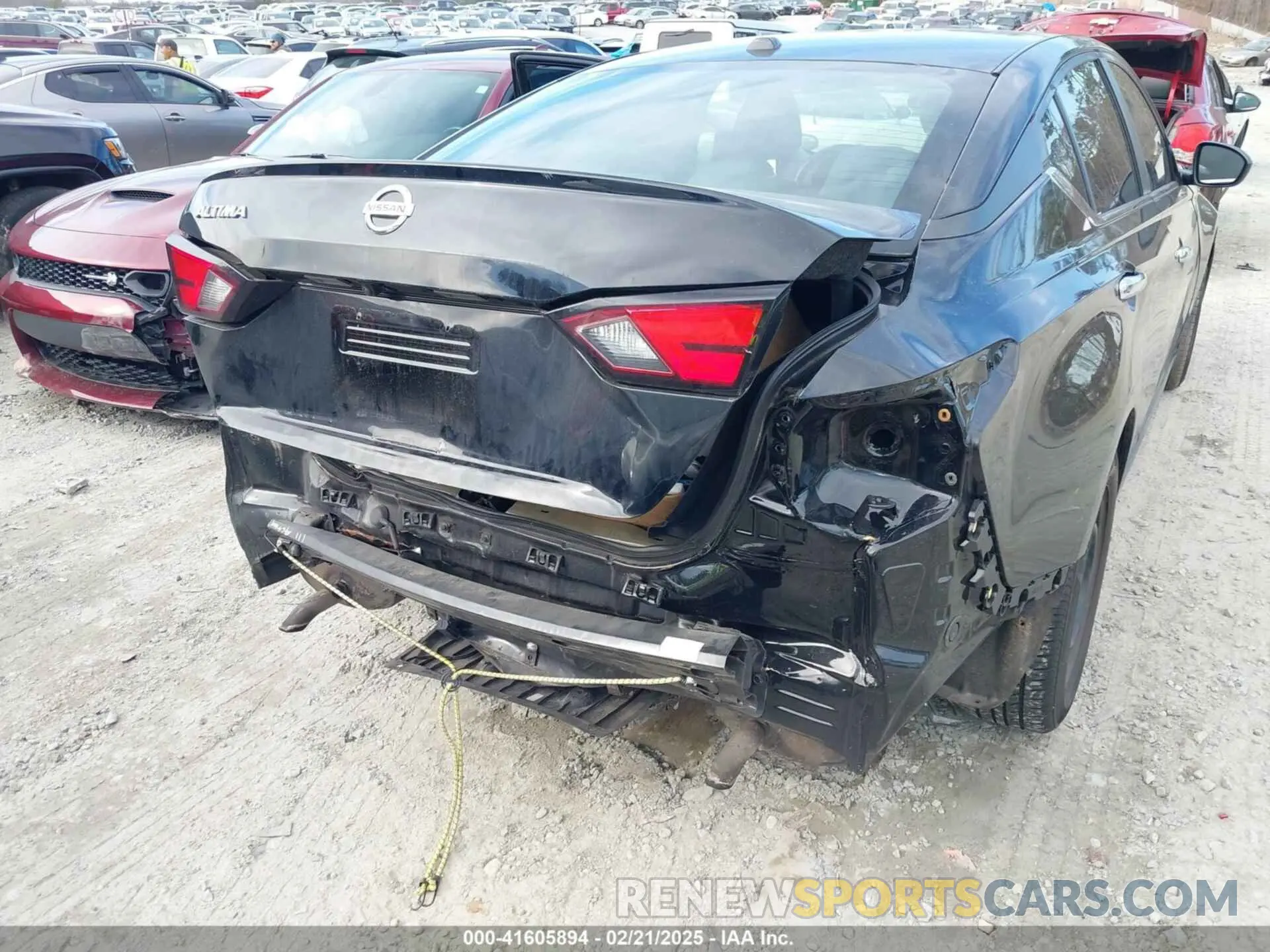 6 Photograph of a damaged car 1N4BL4BV6KC243299 NISSAN ALTIMA 2019