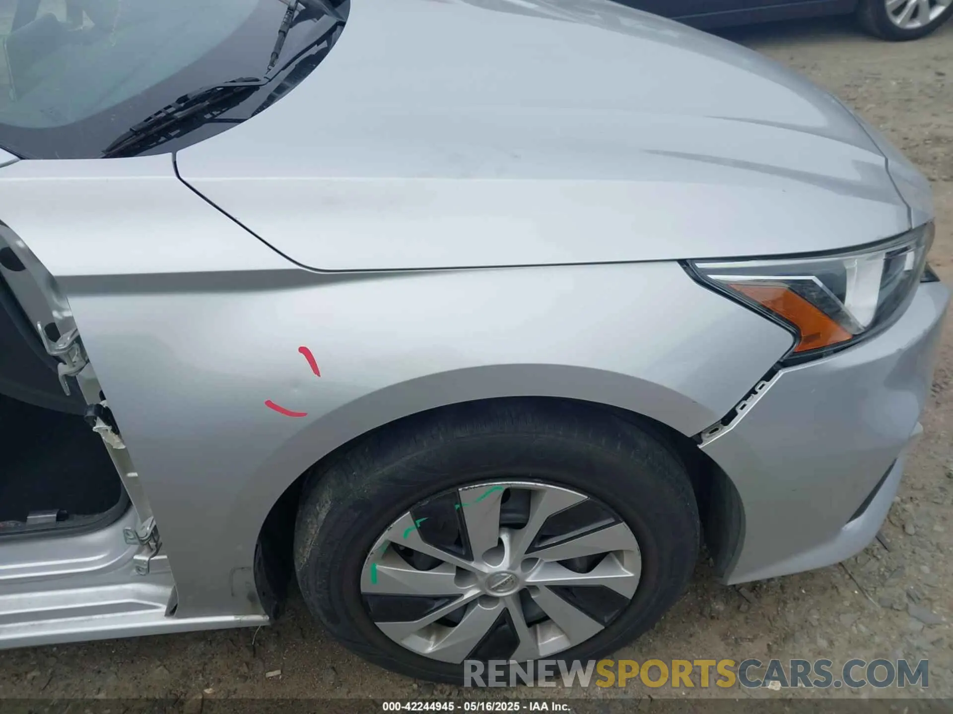 21 Photograph of a damaged car 1N4BL4BV6KC253993 NISSAN ALTIMA 2019