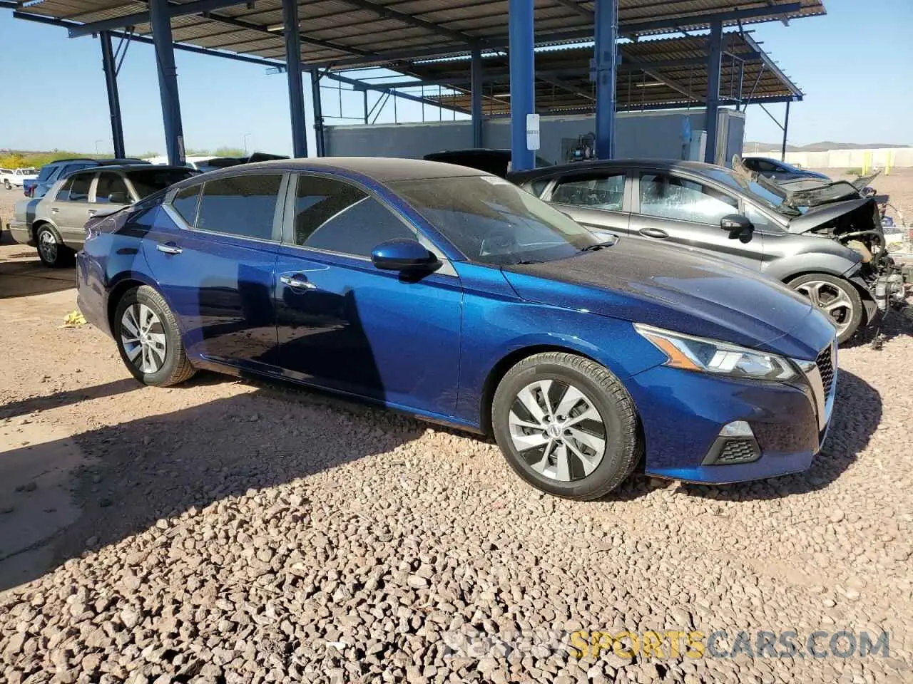 4 Photograph of a damaged car 1N4BL4BV6KN311234 NISSAN ALTIMA 2019