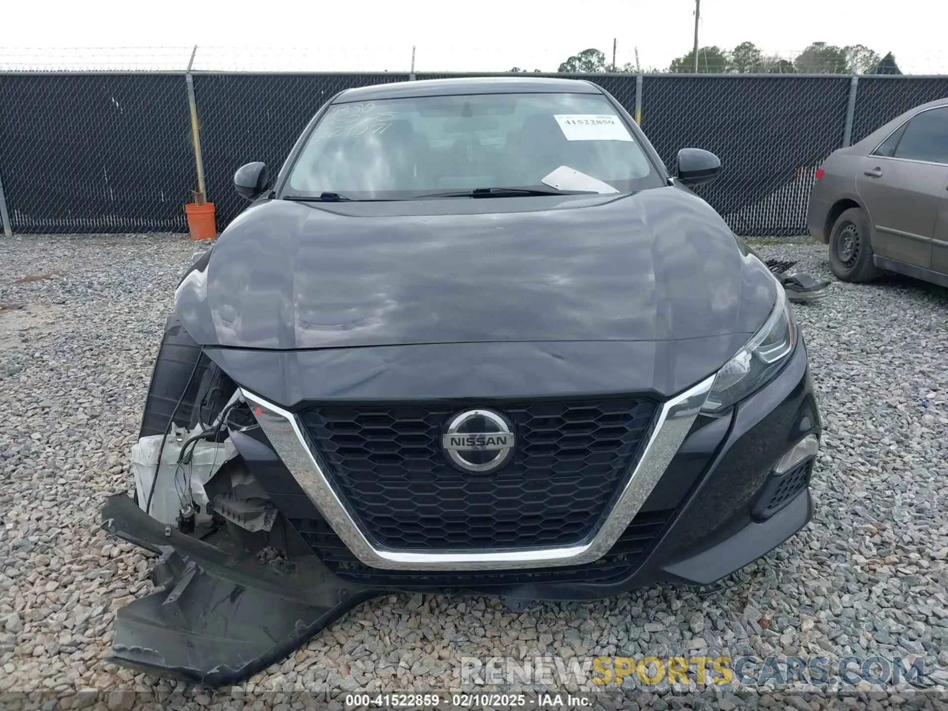 13 Photograph of a damaged car 1N4BL4BV6KN329071 NISSAN ALTIMA 2019
