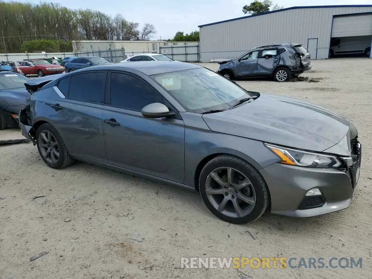 4 Photograph of a damaged car 1N4BL4BV7KC108946 NISSAN ALTIMA 2019