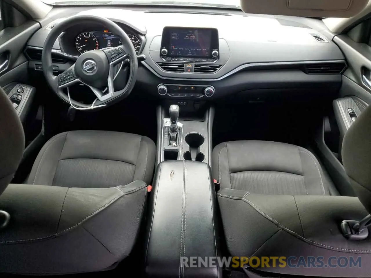 8 Photograph of a damaged car 1N4BL4BV7KC108946 NISSAN ALTIMA 2019