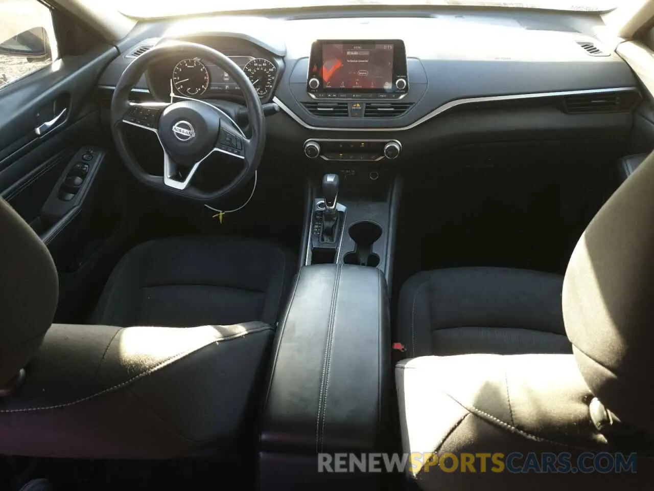 8 Photograph of a damaged car 1N4BL4BV7KC143678 NISSAN ALTIMA 2019