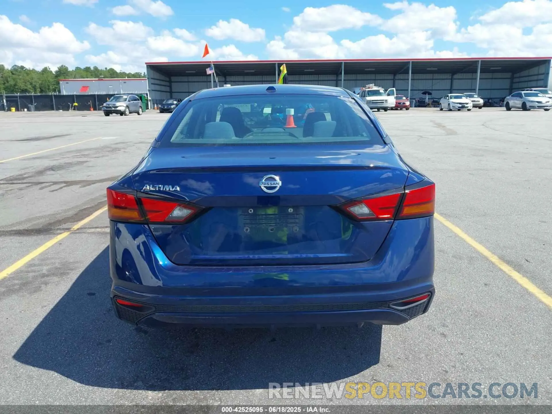 16 Photograph of a damaged car 1N4BL4BV7KC153921 NISSAN ALTIMA 2019
