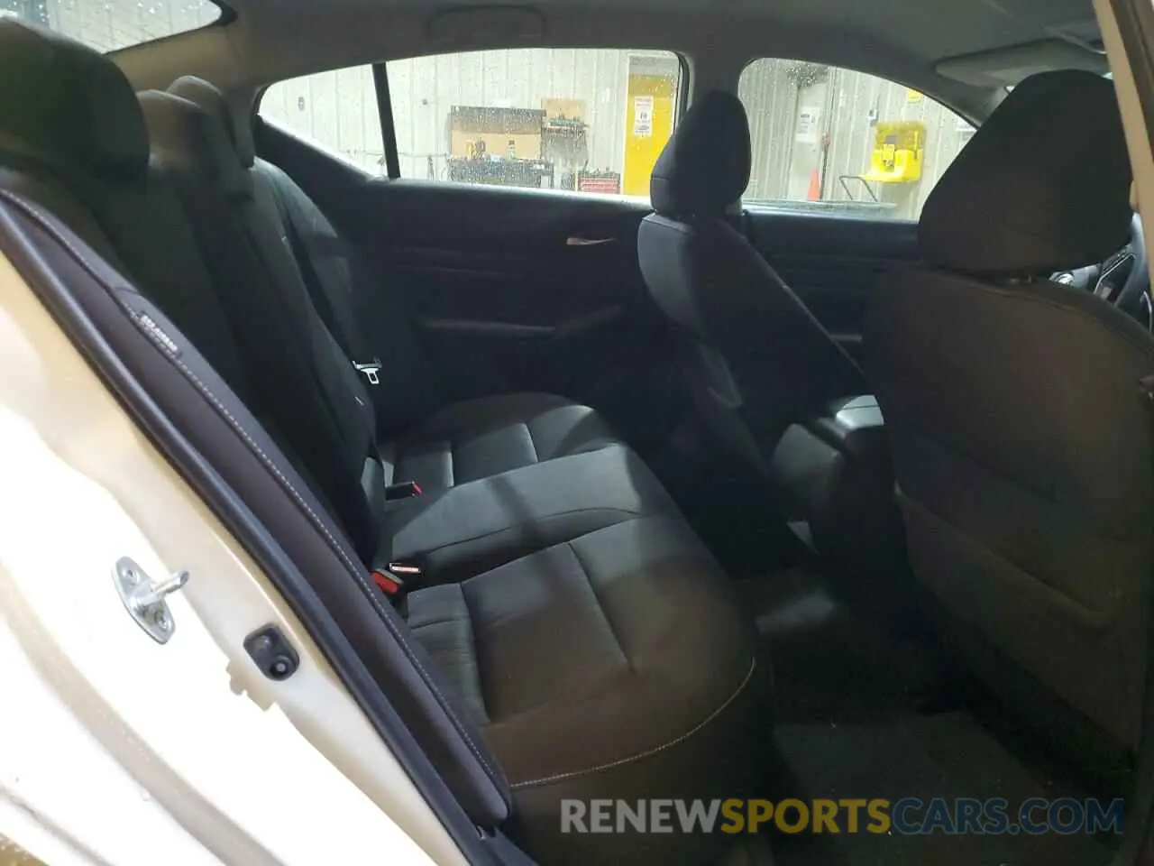 10 Photograph of a damaged car 1N4BL4BV7KC156429 NISSAN ALTIMA 2019