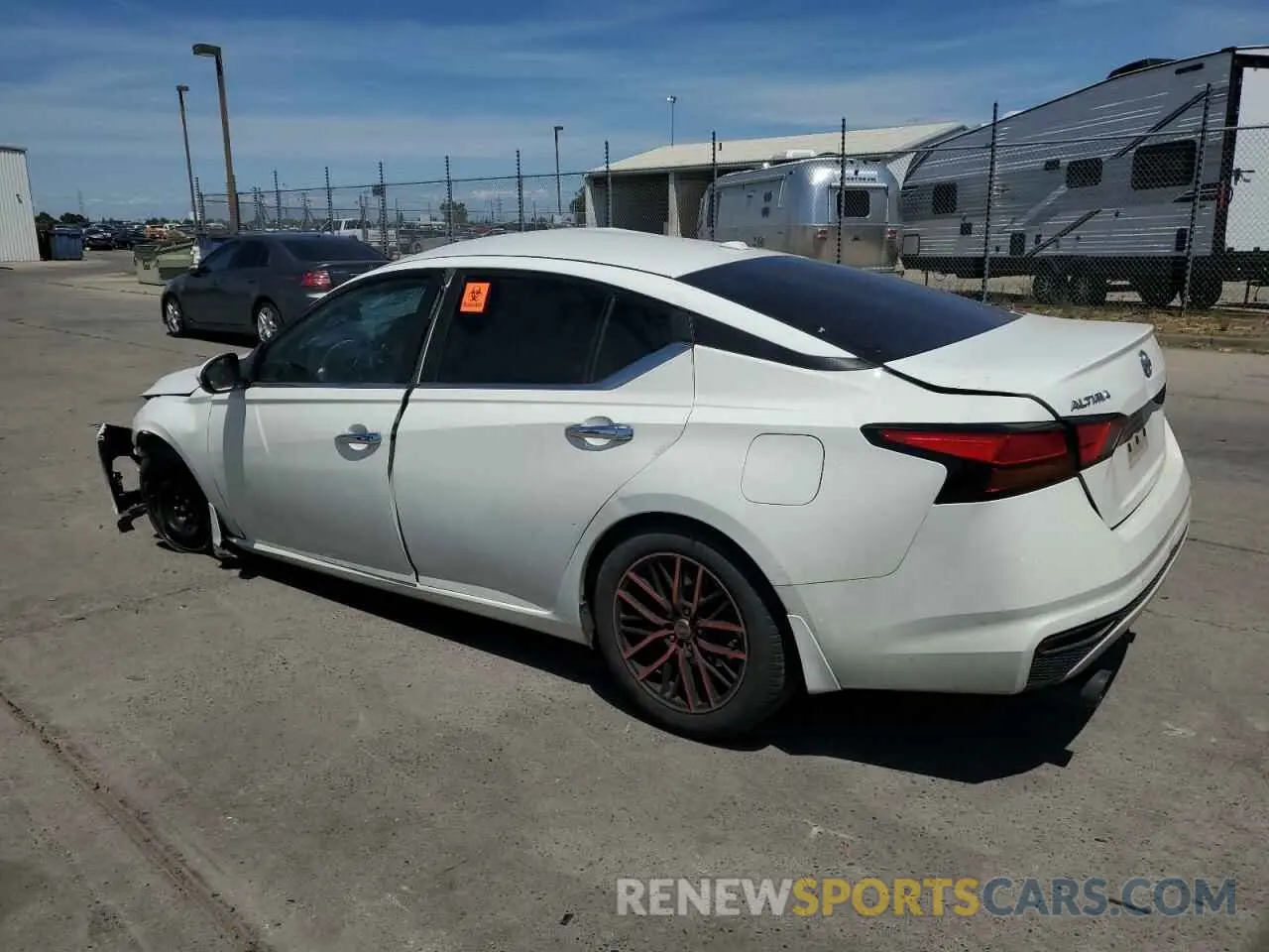 2 Photograph of a damaged car 1N4BL4BV7KC158083 NISSAN ALTIMA 2019