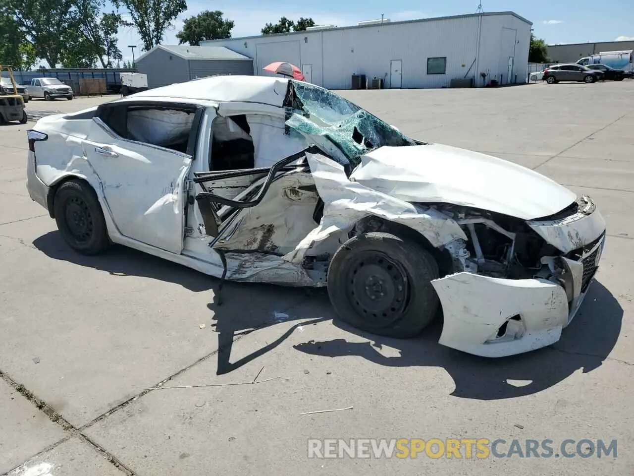 4 Photograph of a damaged car 1N4BL4BV7KC158083 NISSAN ALTIMA 2019