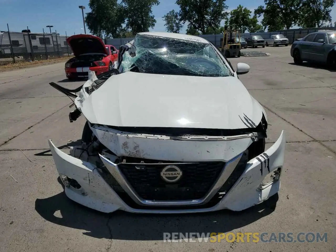 5 Photograph of a damaged car 1N4BL4BV7KC158083 NISSAN ALTIMA 2019