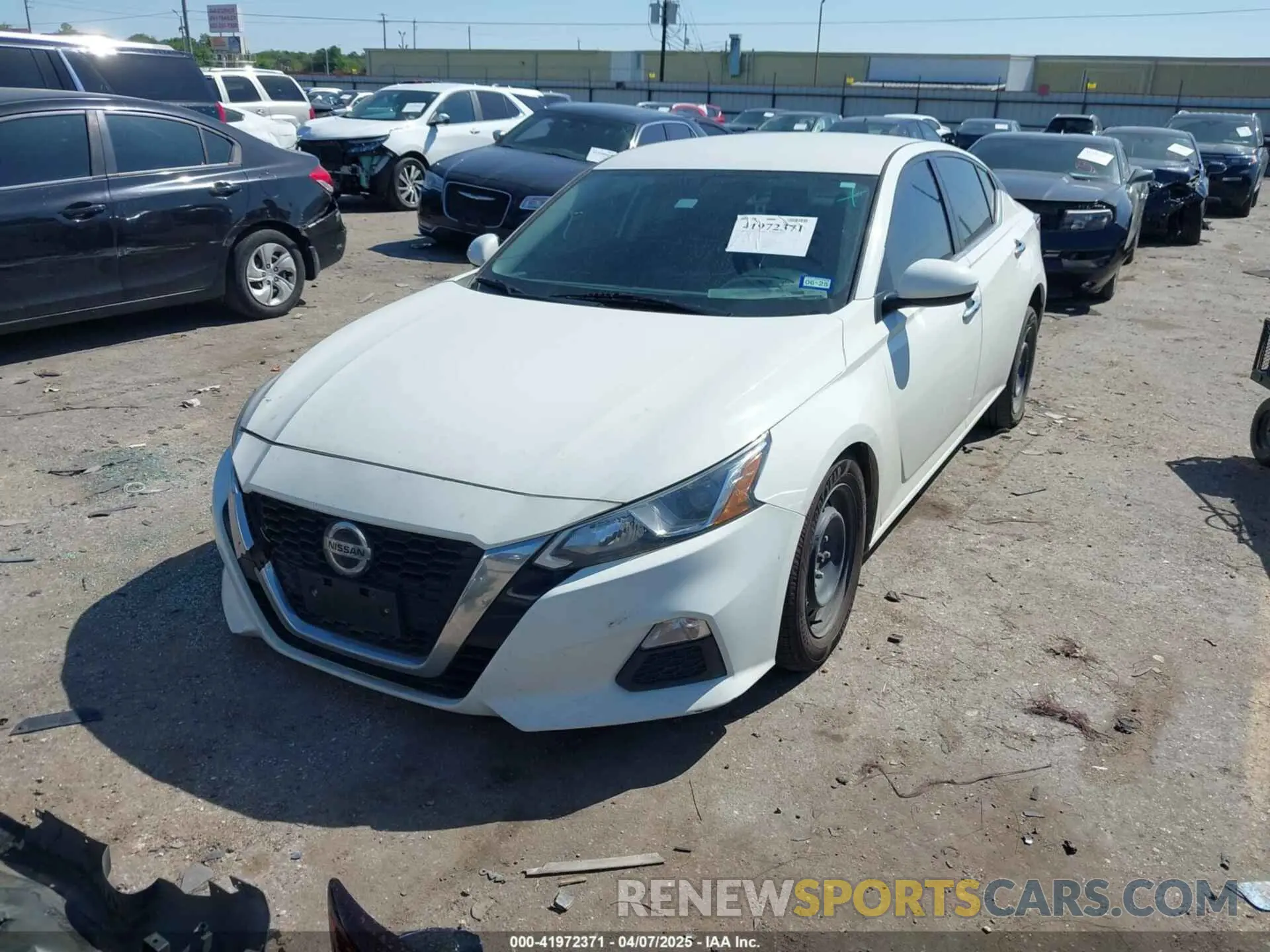 2 Photograph of a damaged car 1N4BL4BV7KC227029 NISSAN ALTIMA 2019