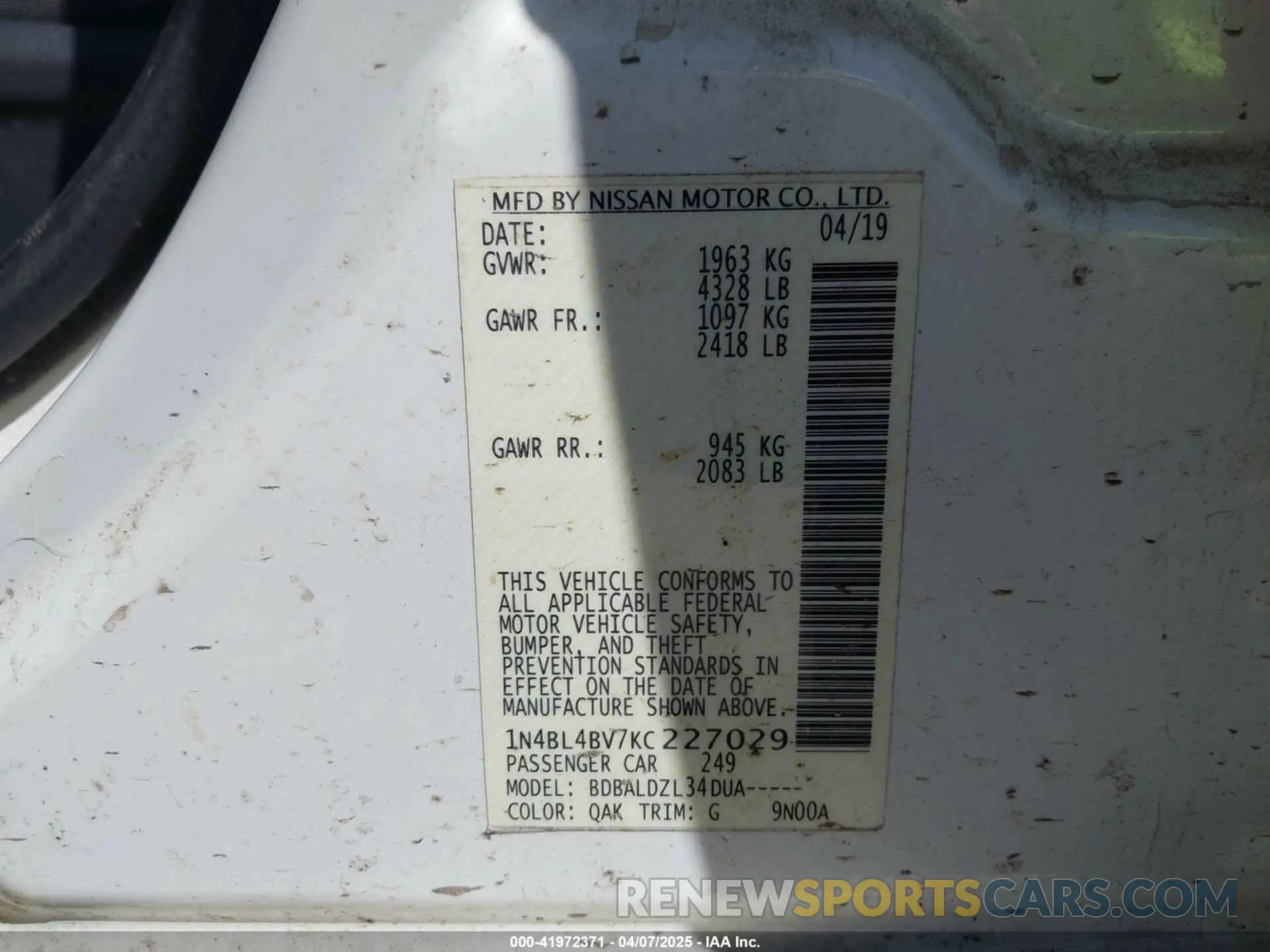 9 Photograph of a damaged car 1N4BL4BV7KC227029 NISSAN ALTIMA 2019