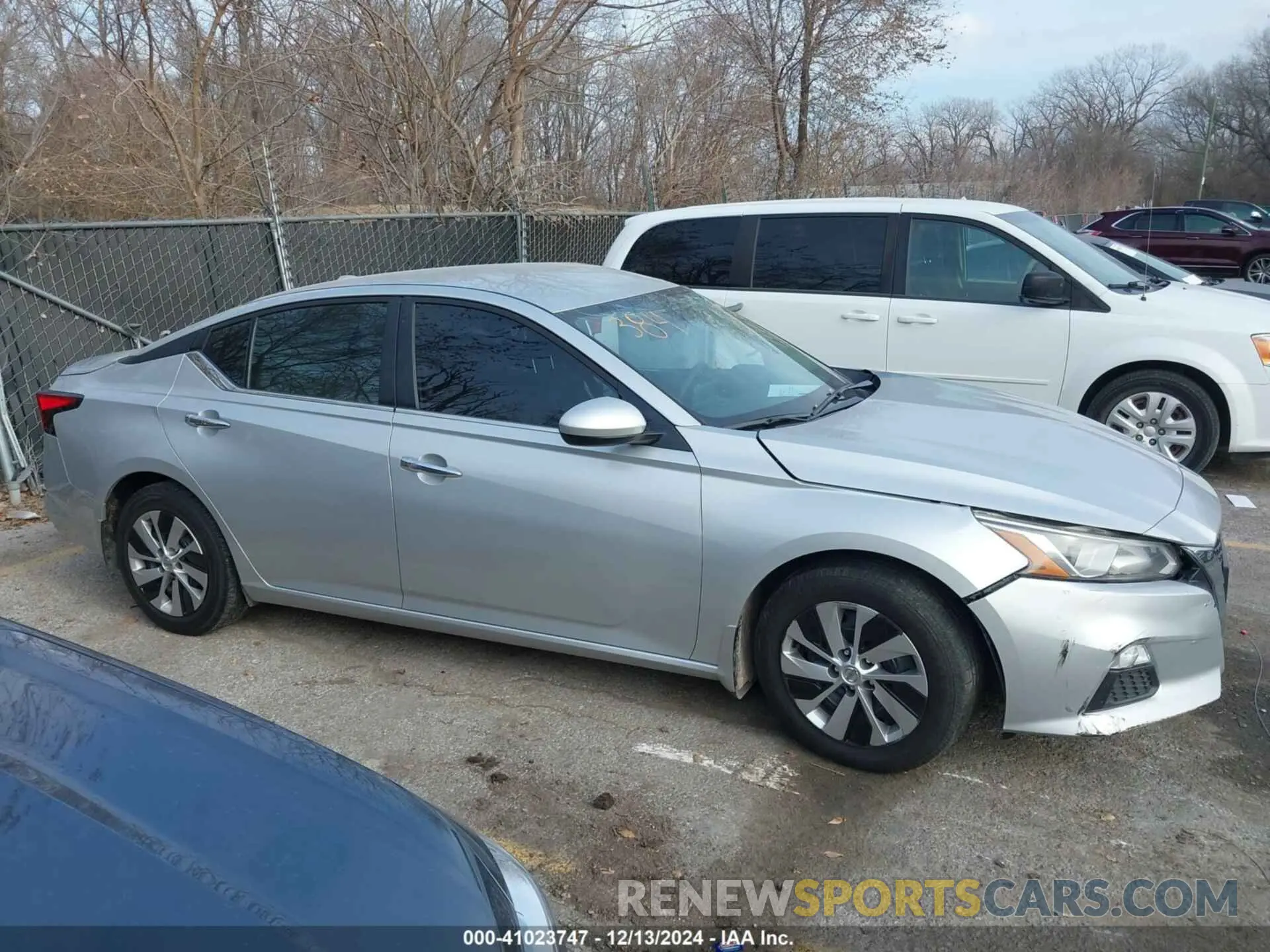 12 Photograph of a damaged car 1N4BL4BV7KC228780 NISSAN ALTIMA 2019
