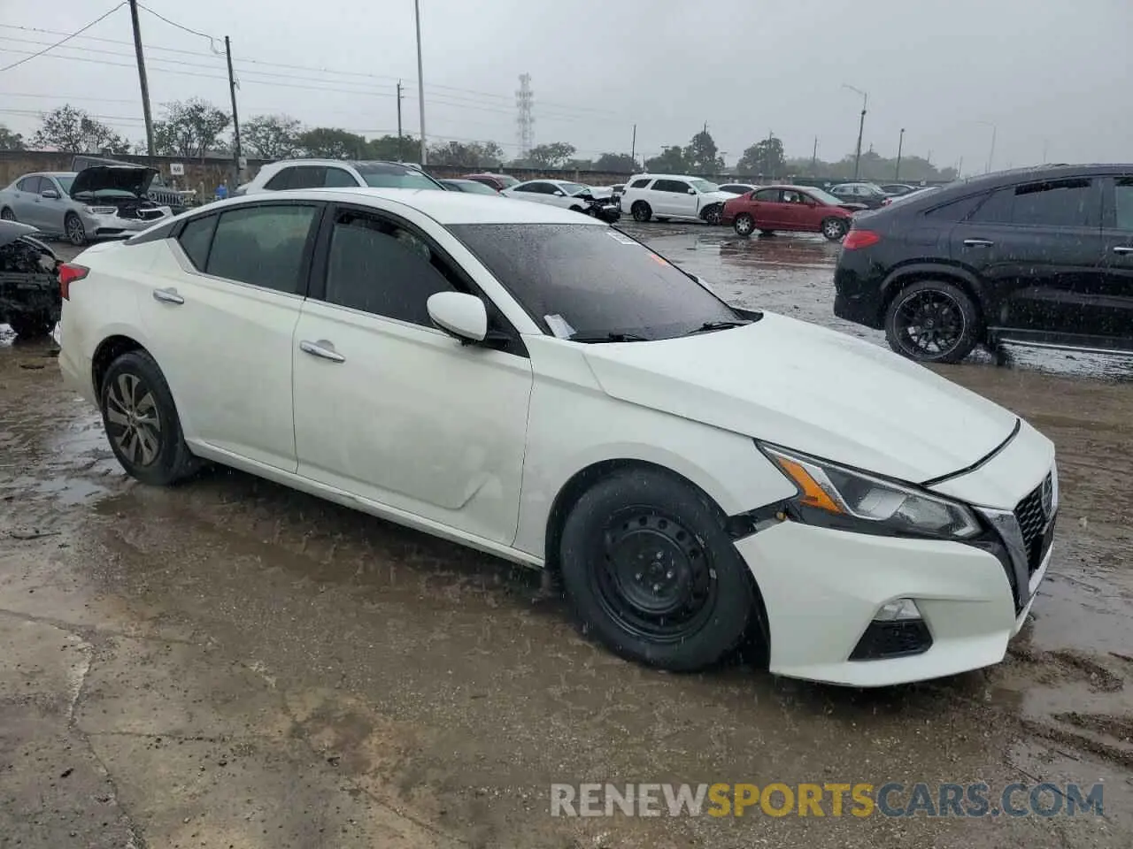 4 Photograph of a damaged car 1N4BL4BV7KC229010 NISSAN ALTIMA 2019