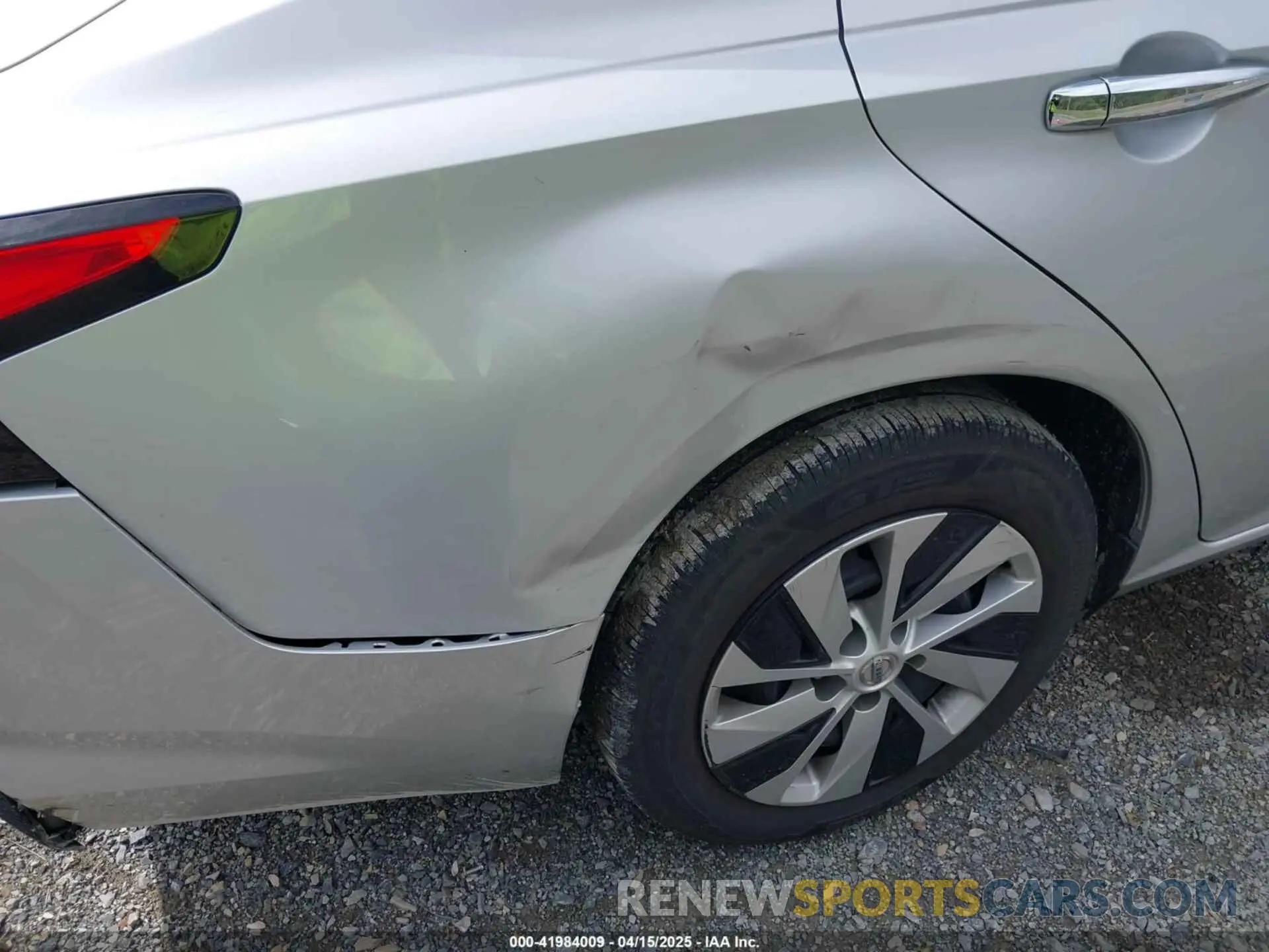 6 Photograph of a damaged car 1N4BL4BV7KC237320 NISSAN ALTIMA 2019