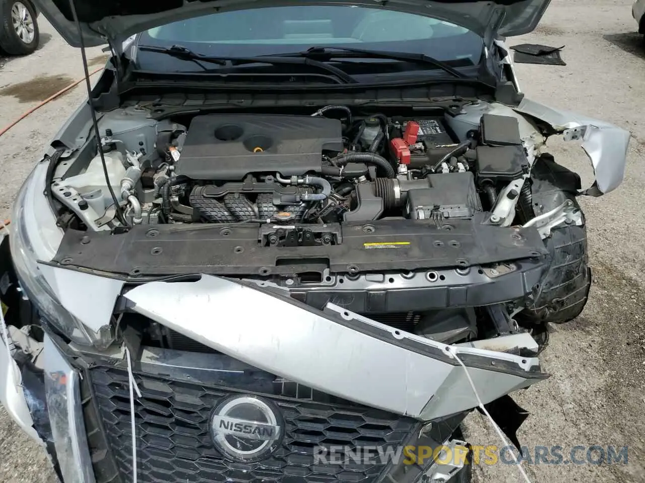 11 Photograph of a damaged car 1N4BL4BV7KC253548 NISSAN ALTIMA 2019