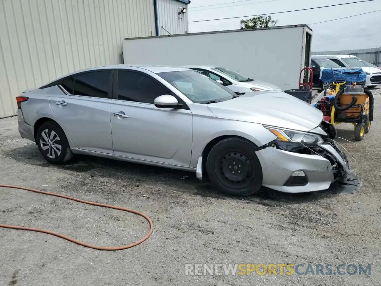 4 Photograph of a damaged car 1N4BL4BV7KC253548 NISSAN ALTIMA 2019