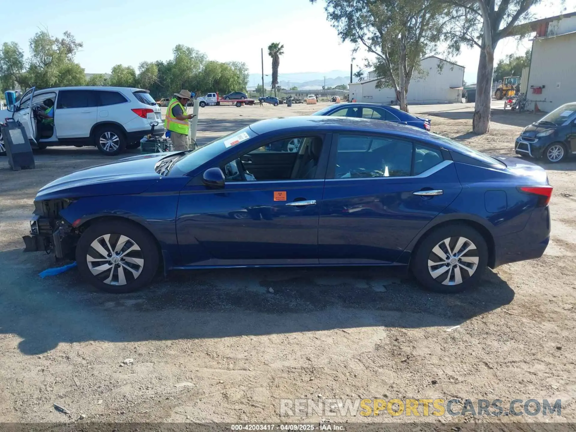 14 Photograph of a damaged car 1N4BL4BV7KN322923 NISSAN ALTIMA 2019