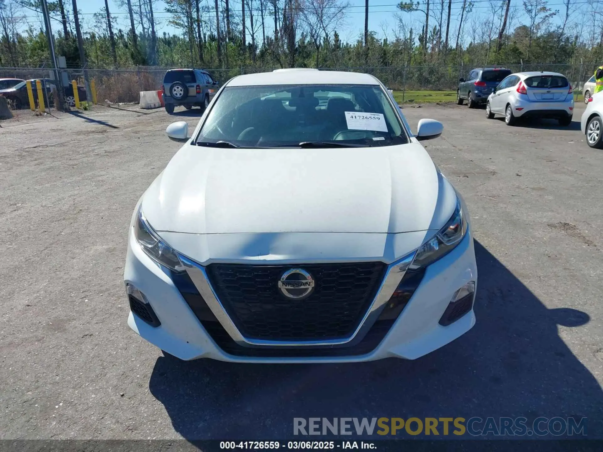 13 Photograph of a damaged car 1N4BL4BV8KC102217 NISSAN ALTIMA 2019