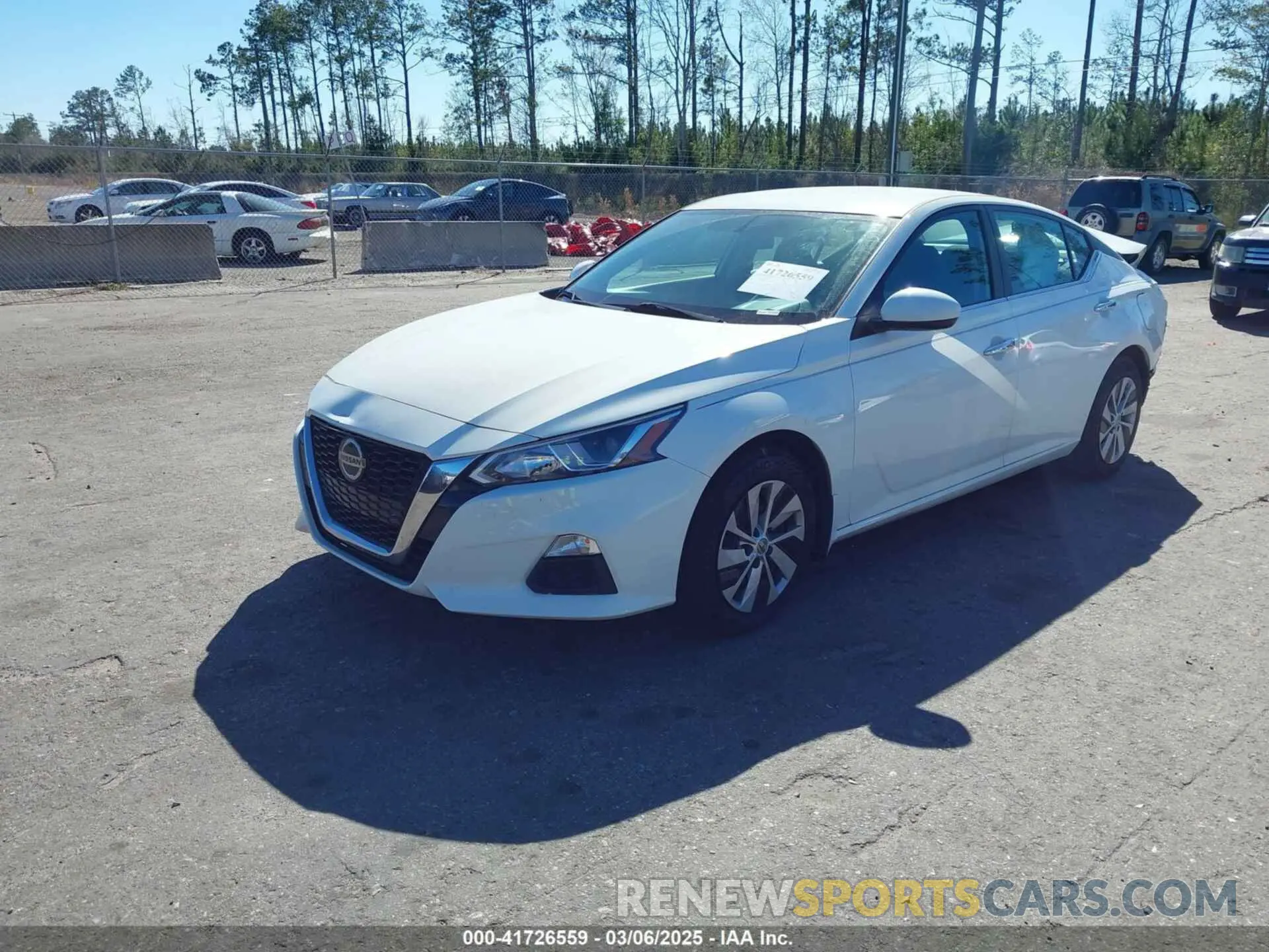 2 Photograph of a damaged car 1N4BL4BV8KC102217 NISSAN ALTIMA 2019