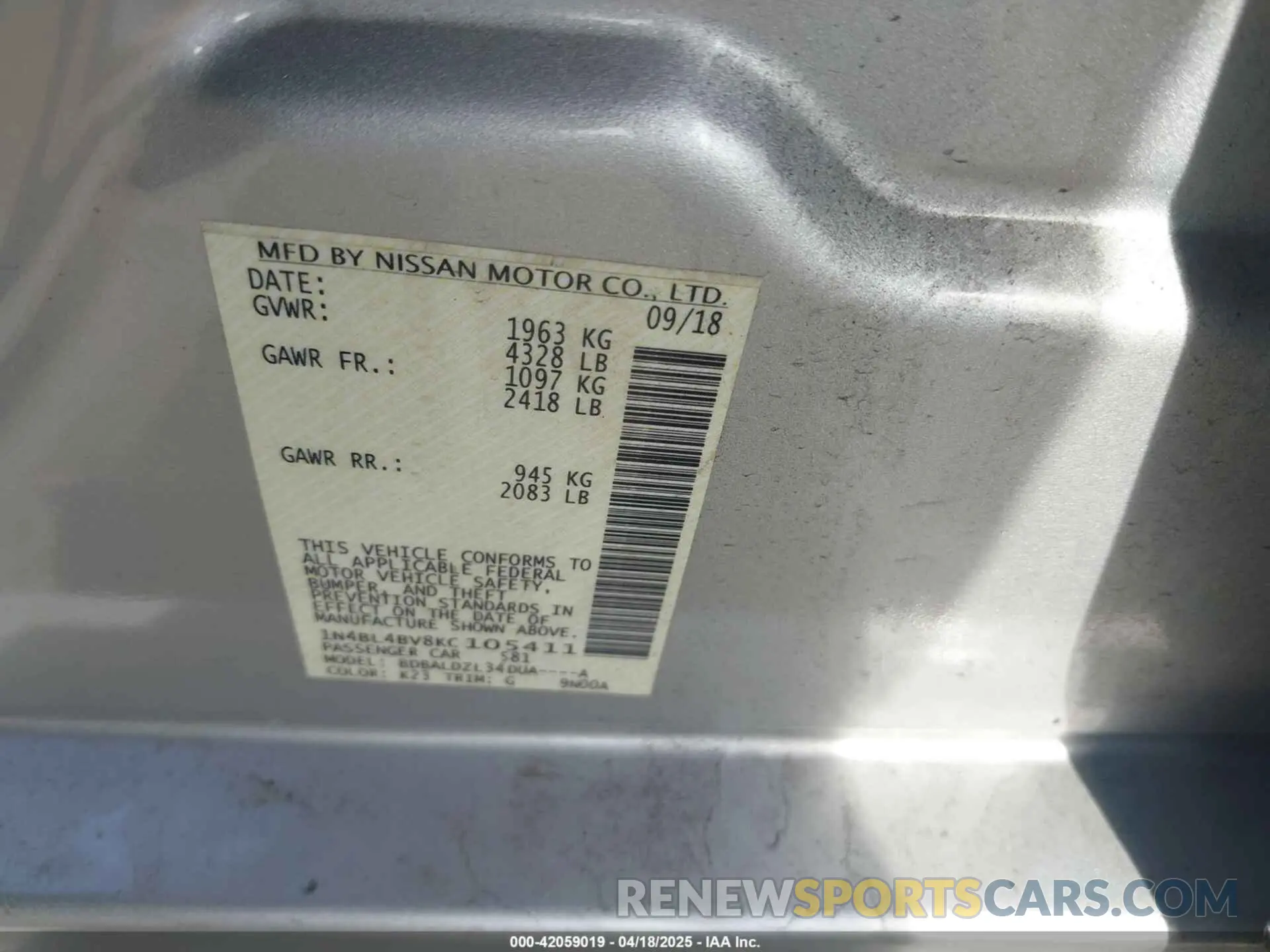 9 Photograph of a damaged car 1N4BL4BV8KC105411 NISSAN ALTIMA 2019