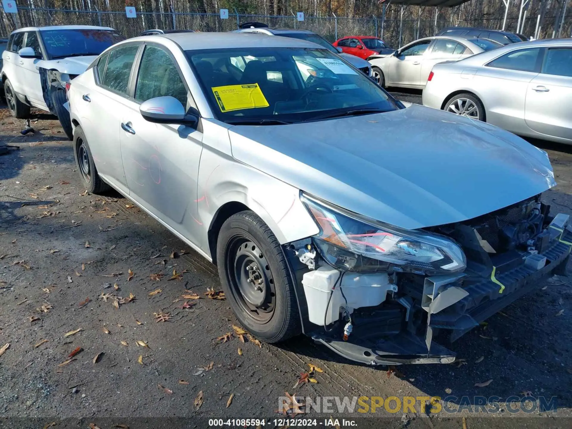 18 Photograph of a damaged car 1N4BL4BV8KC125657 NISSAN ALTIMA 2019