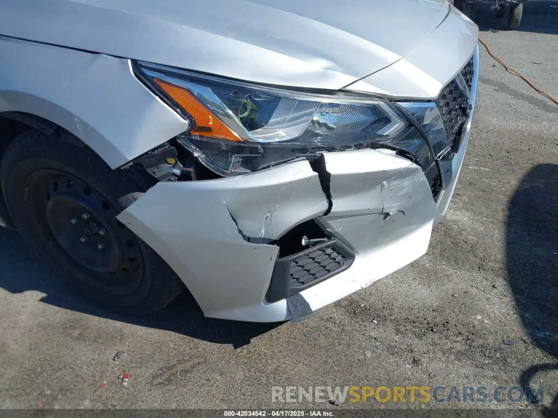 6 Photograph of a damaged car 1N4BL4BV8KC126033 NISSAN ALTIMA 2019
