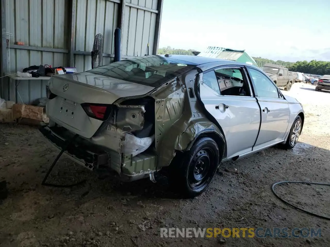 3 Photograph of a damaged car 1N4BL4BV8KC135217 NISSAN ALTIMA 2019