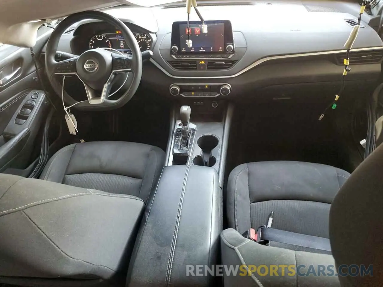 8 Photograph of a damaged car 1N4BL4BV8KC135217 NISSAN ALTIMA 2019