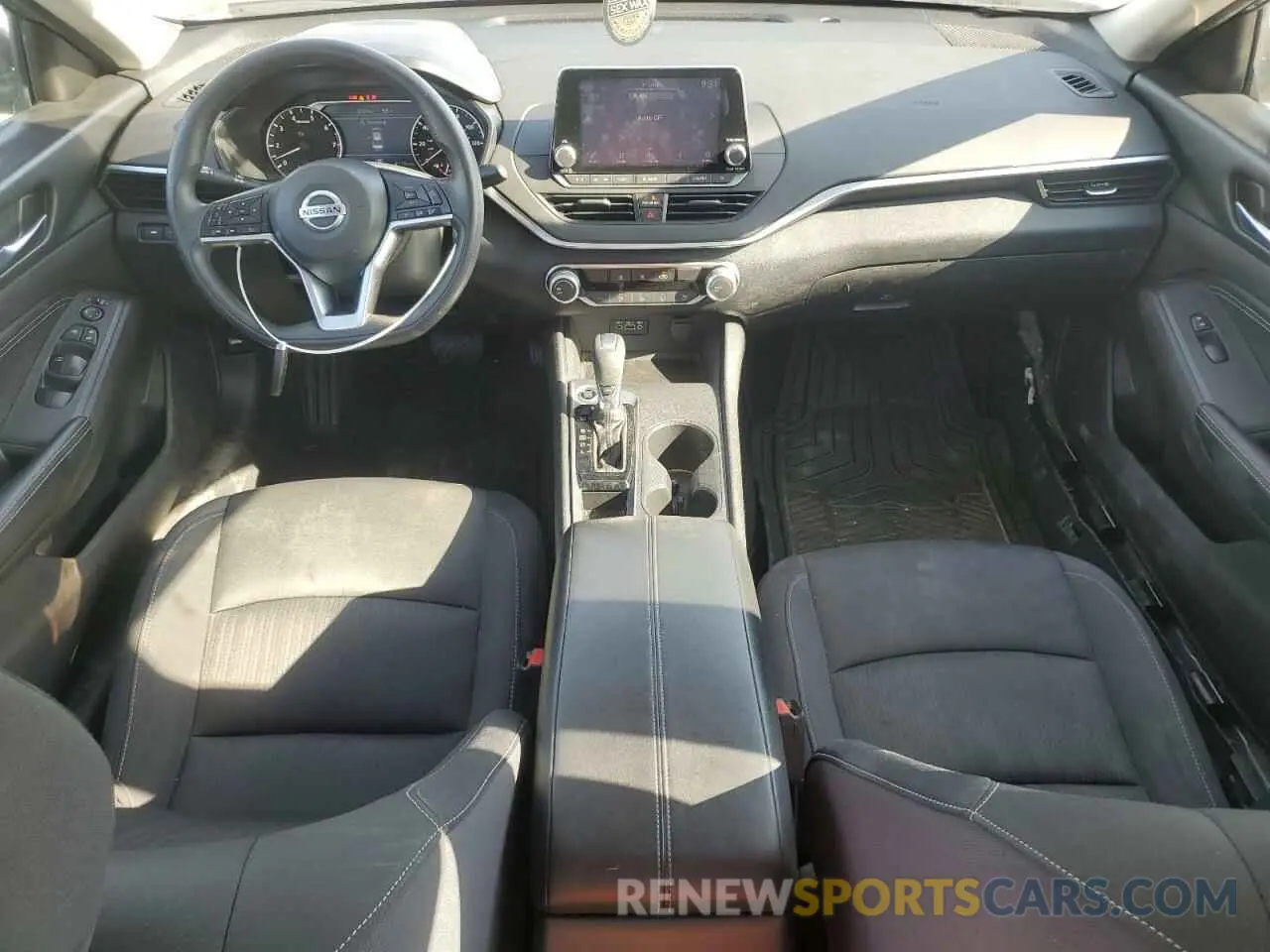 8 Photograph of a damaged car 1N4BL4BV8KC142927 NISSAN ALTIMA 2019